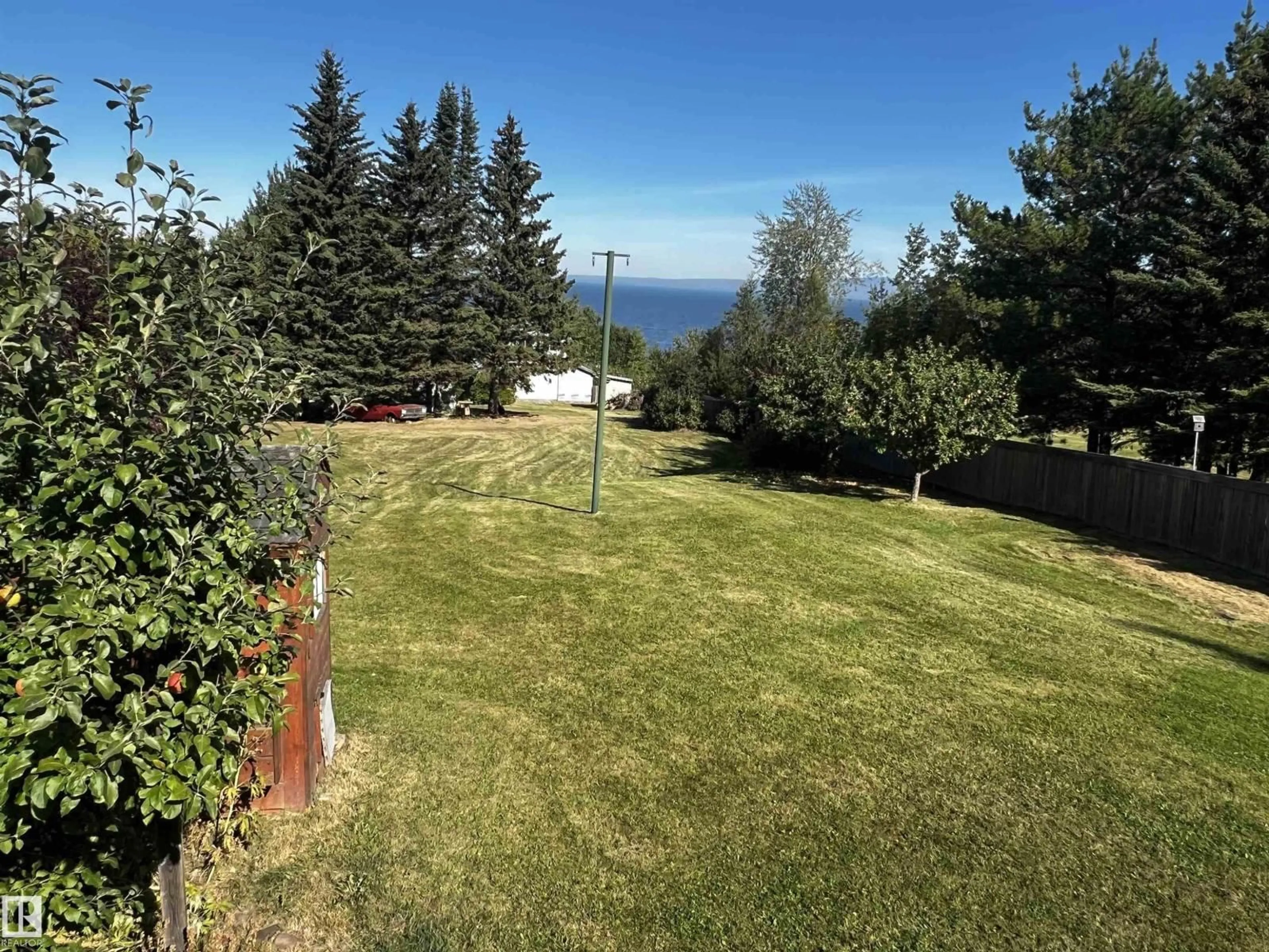 A pic from outside/outdoor area/front of a property/back of a property/a pic from drone, water/lake/river/ocean view for 74038 BIRCH AV, Widewater Alberta T0G2M0