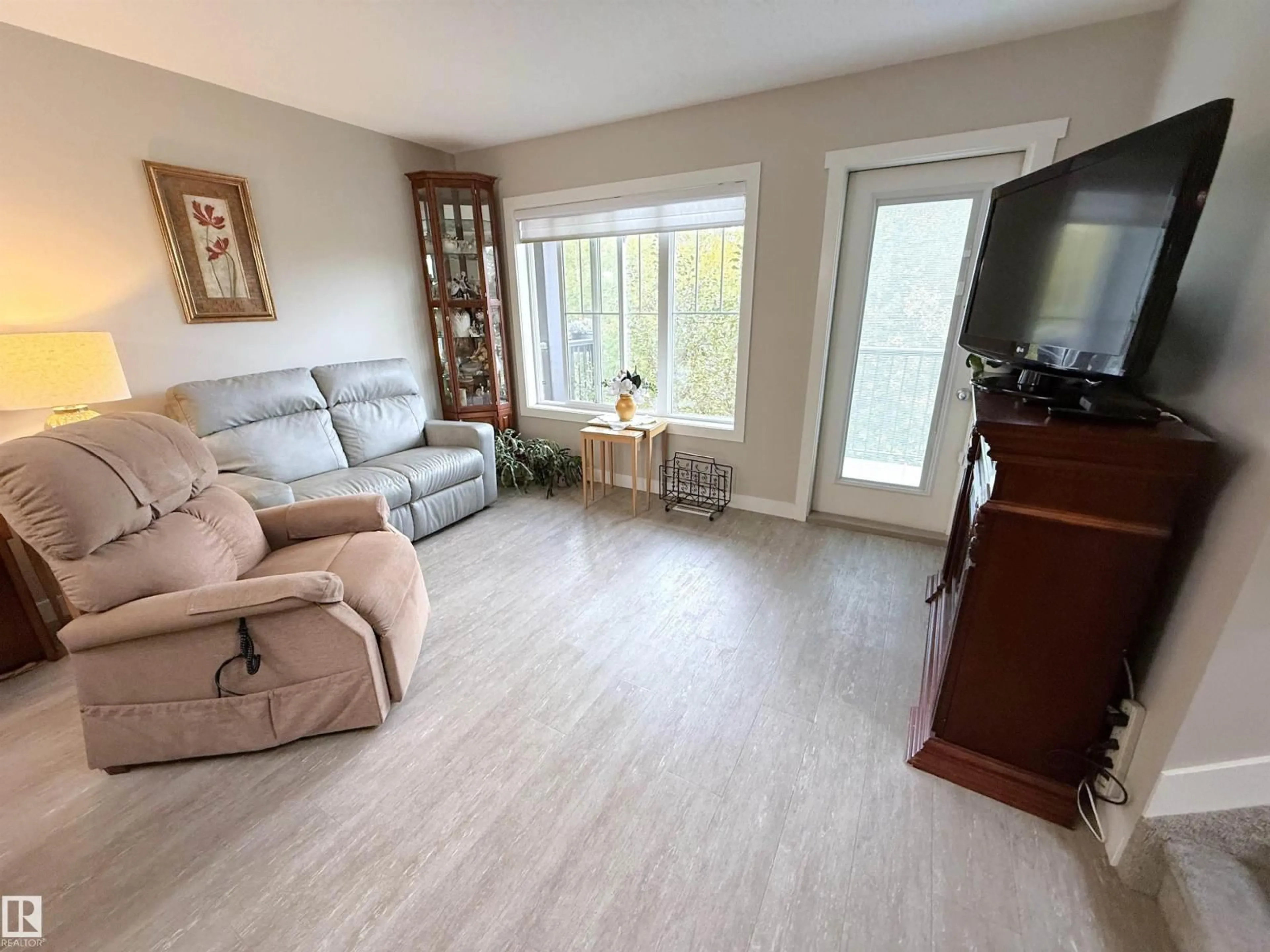 Living room with furniture, unknown for 41 - 50 MCLAUGHLIN DR, Spruce Grove Alberta T7X0E1