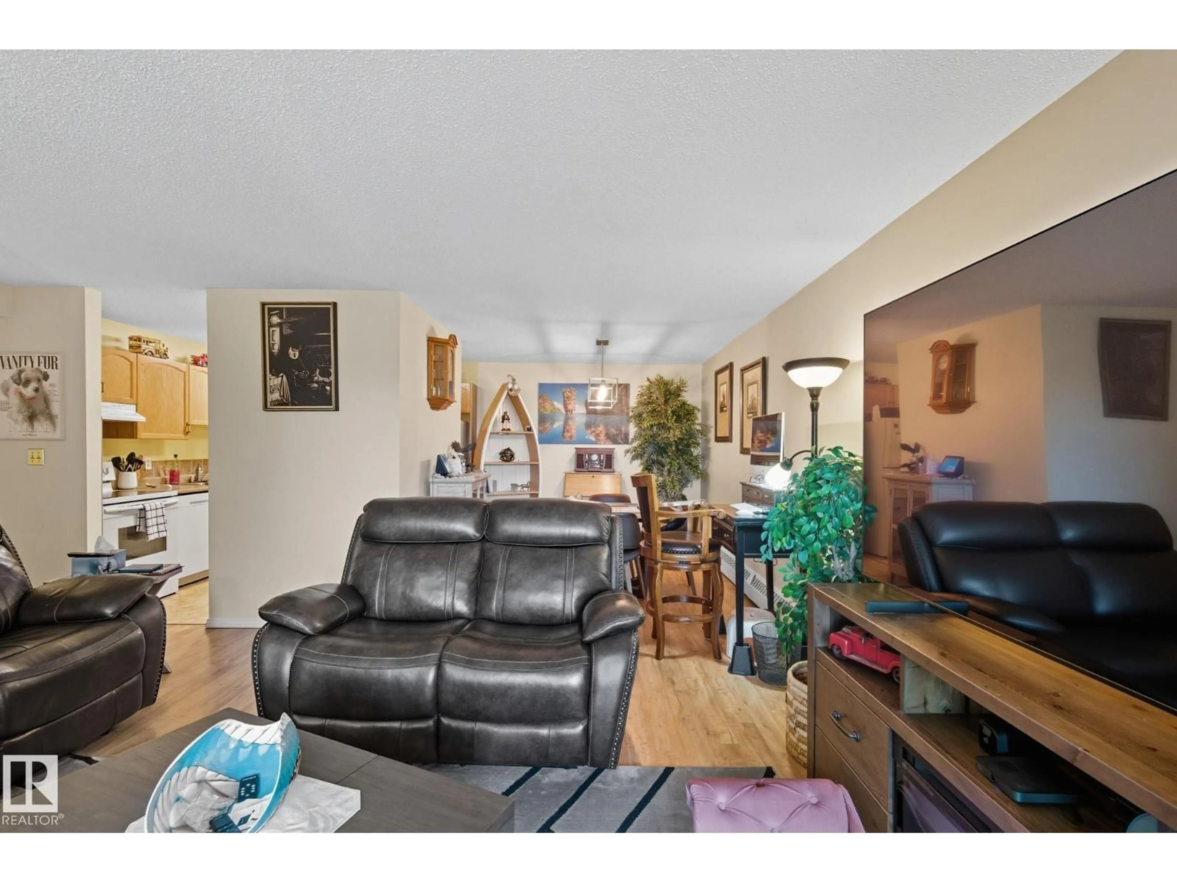 Living room with furniture, unknown for NW - 411 18004 95 AVE, Edmonton Alberta T5T5W3