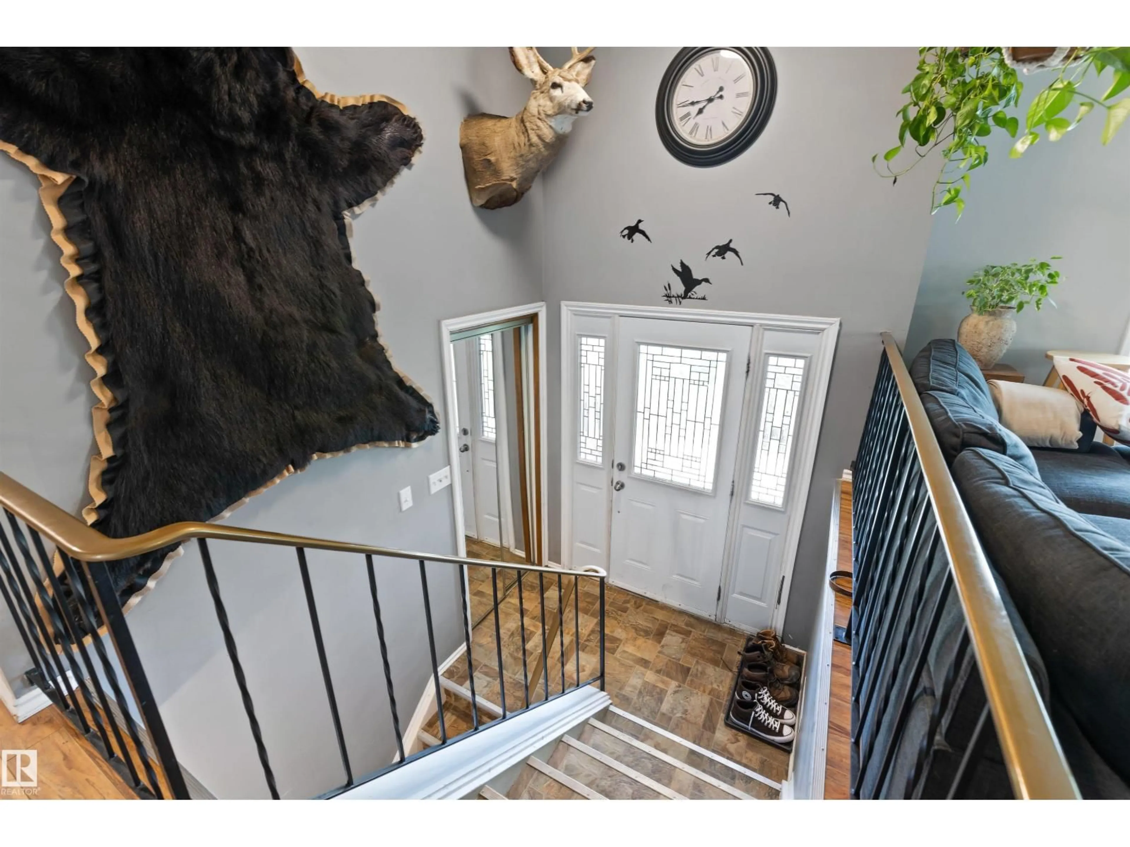 Indoor entryway for 4728 44 AV, Gibbons Alberta T0A1N0