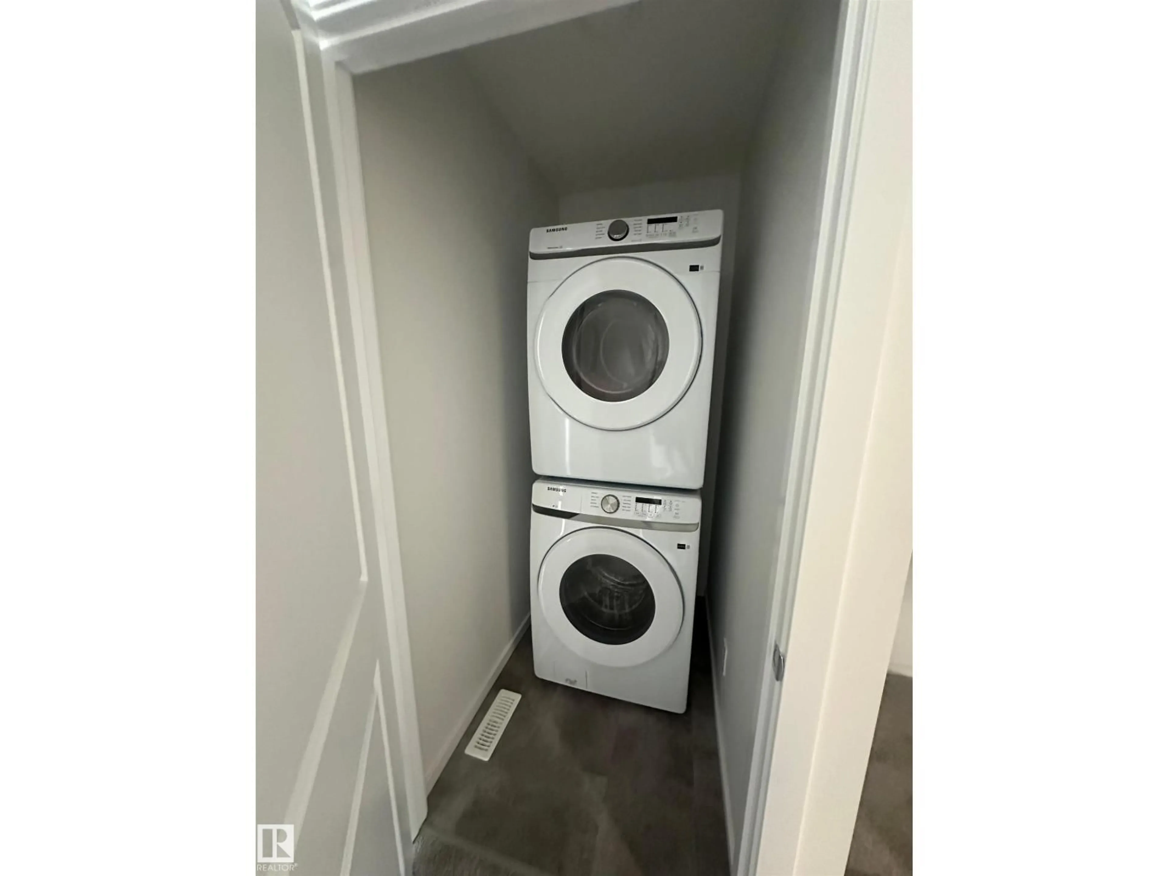 Laundry room for 264 ORCHARDS BV, Edmonton Alberta T6X1A2