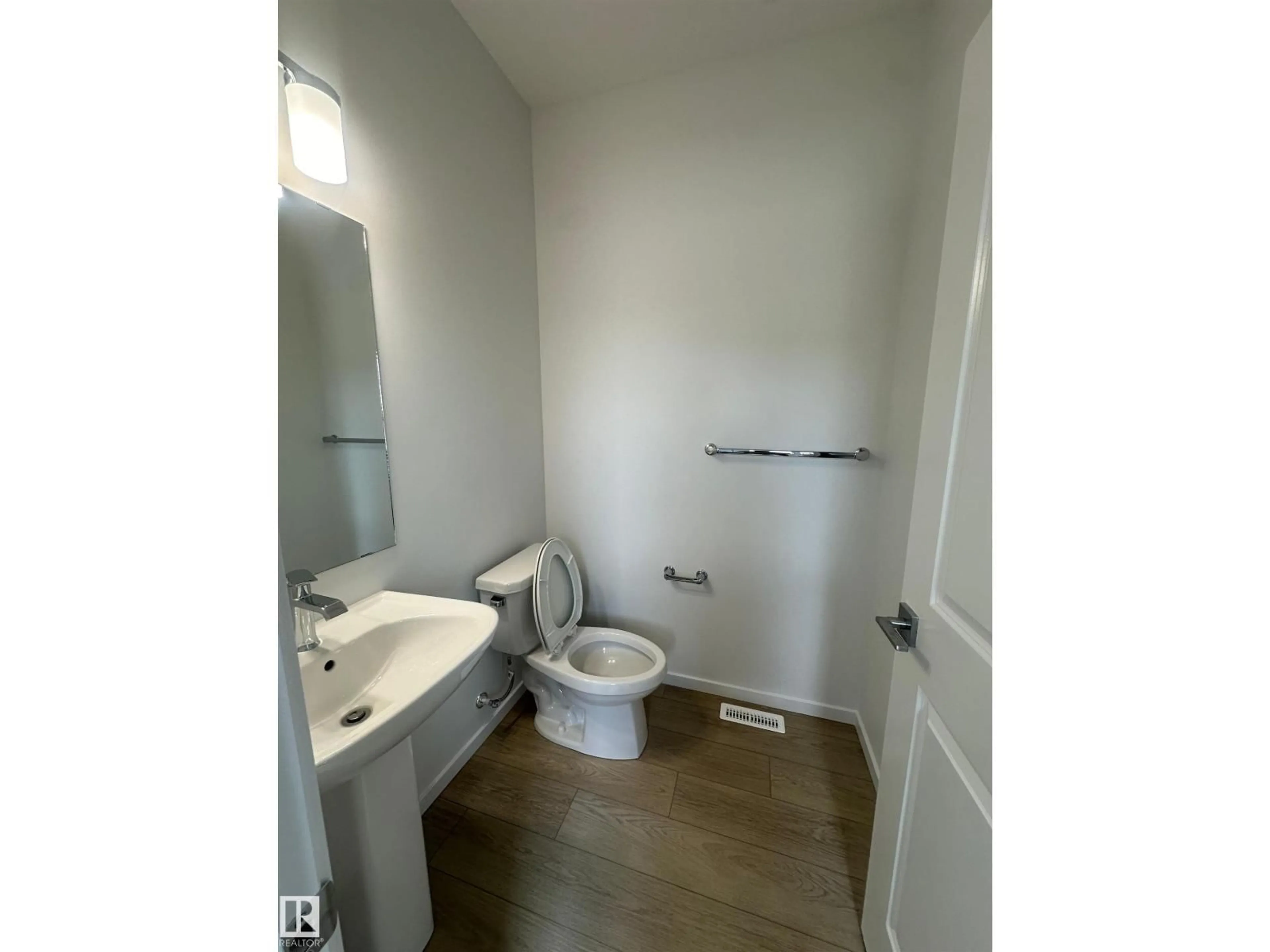 A pic of a room for 264 ORCHARDS BV, Edmonton Alberta T6X1A2