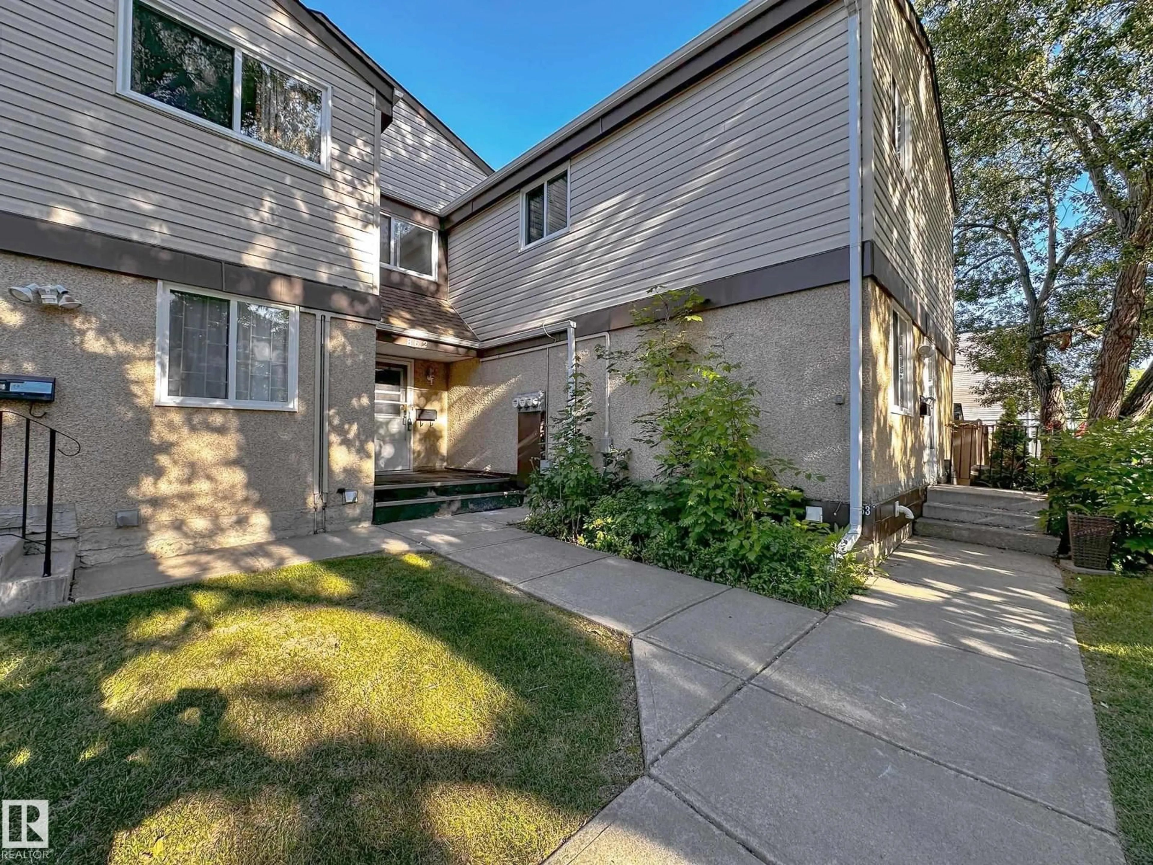 Unknown for 862 ERIN PL, Edmonton Alberta T5T1M6