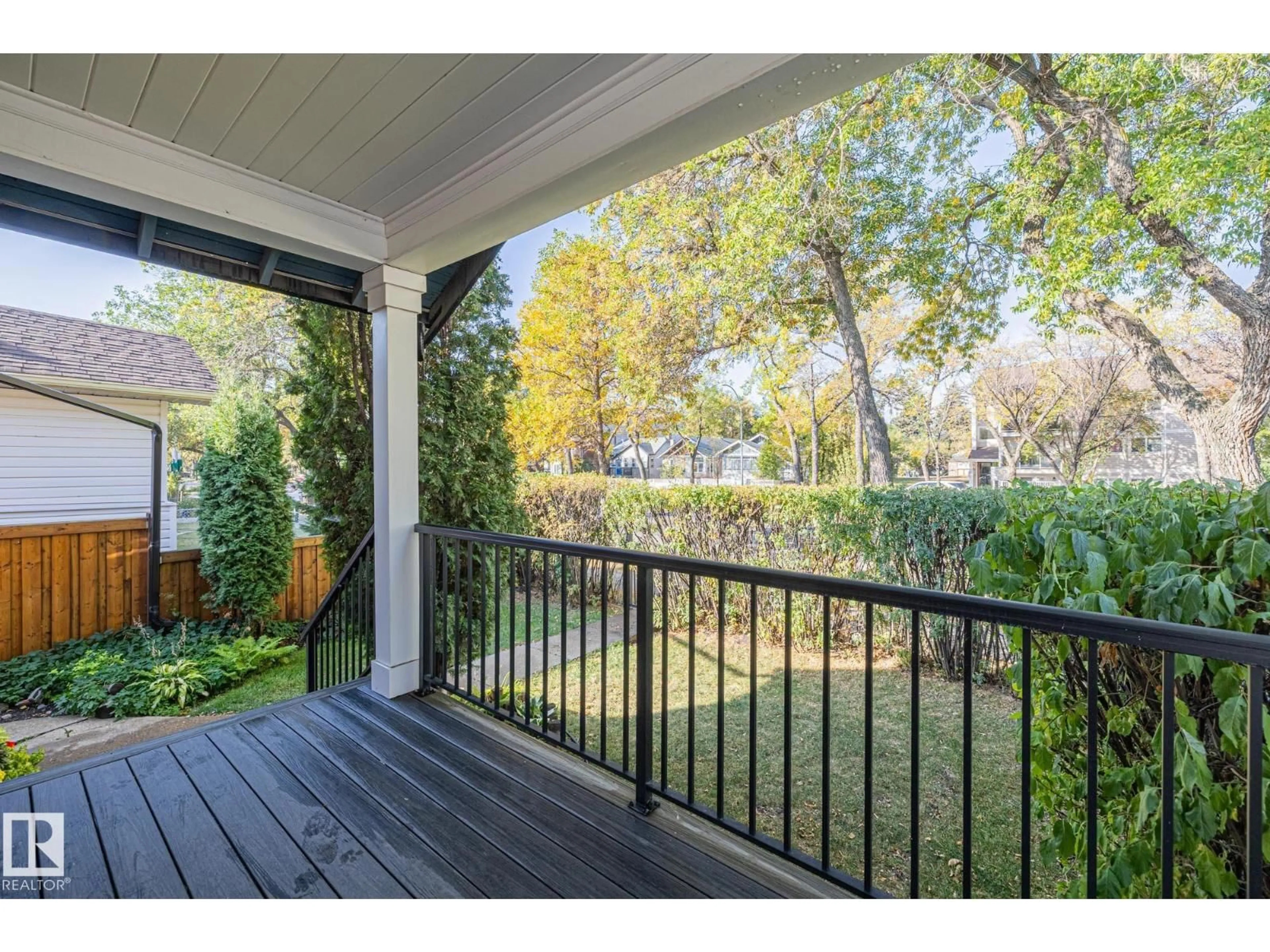 Patio, water/lake/river/ocean view for 11317 97 ST, Edmonton Alberta T5G1X3