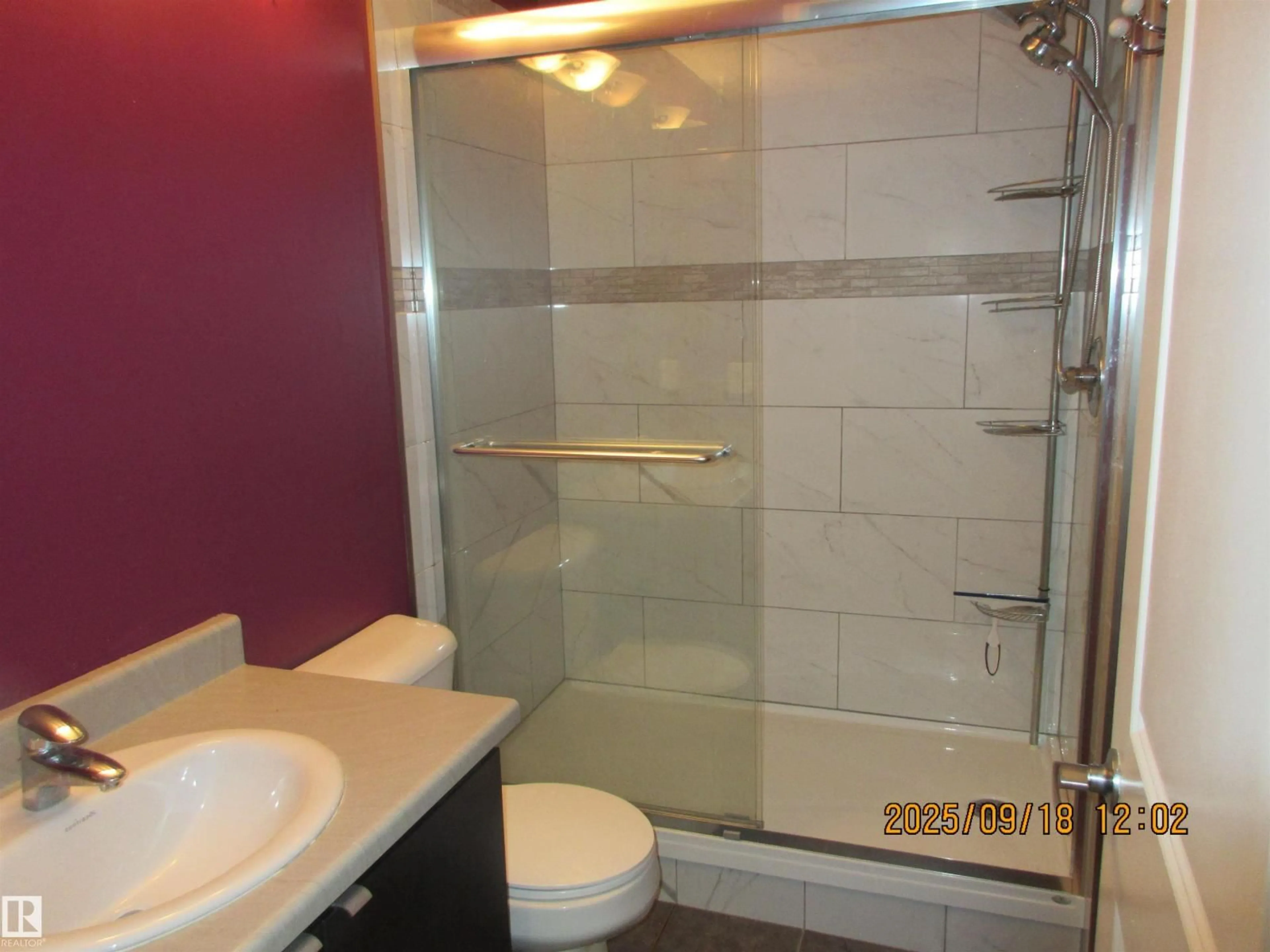 Standard bathroom, ceramic/tile floor for 239 - 1180 HYNDMAN RD, Edmonton Alberta T5A0P8