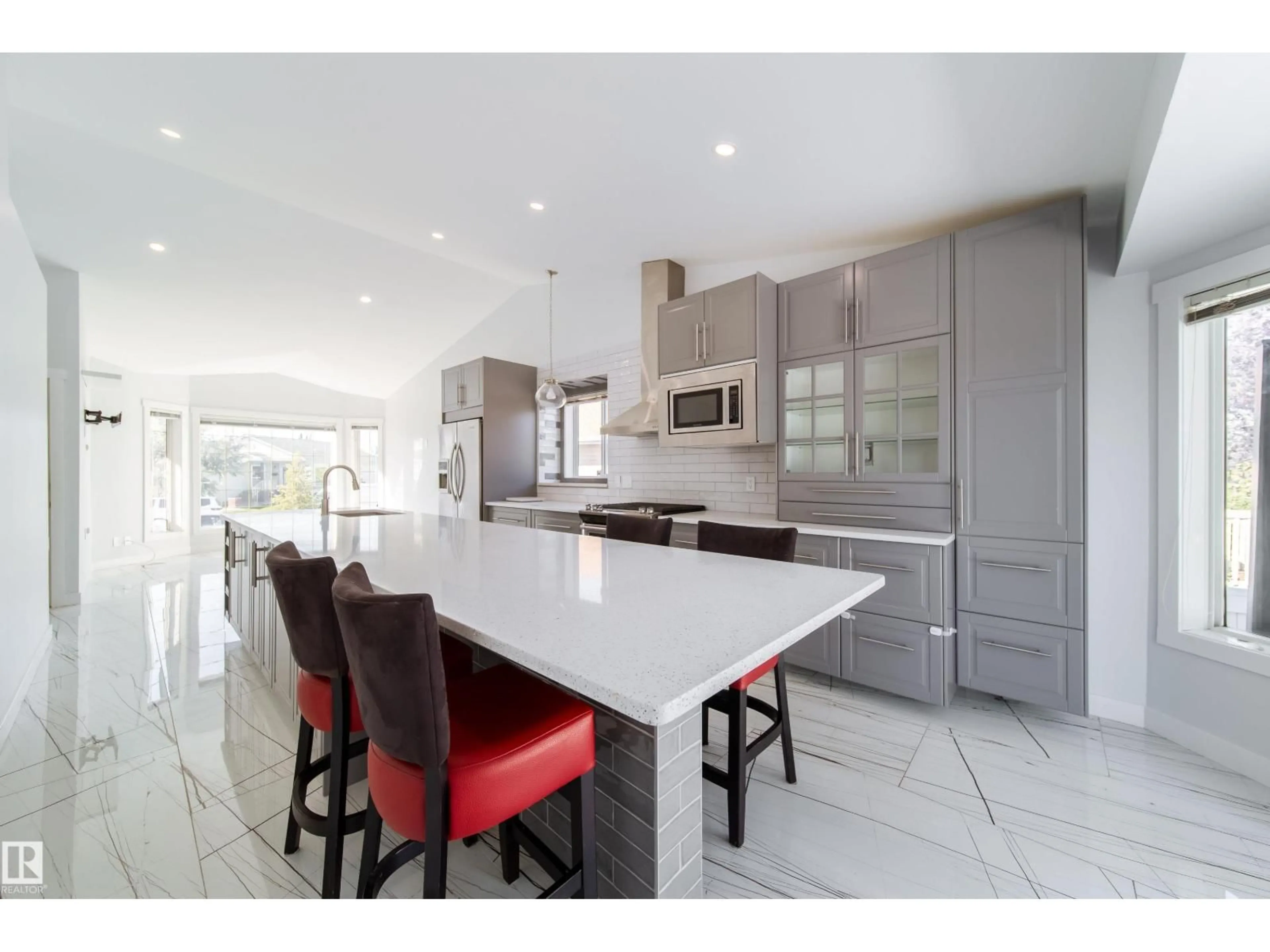 Contemporary kitchen, ceramic/tile floor for 19016 52 AV, Edmonton Alberta T6M2R4