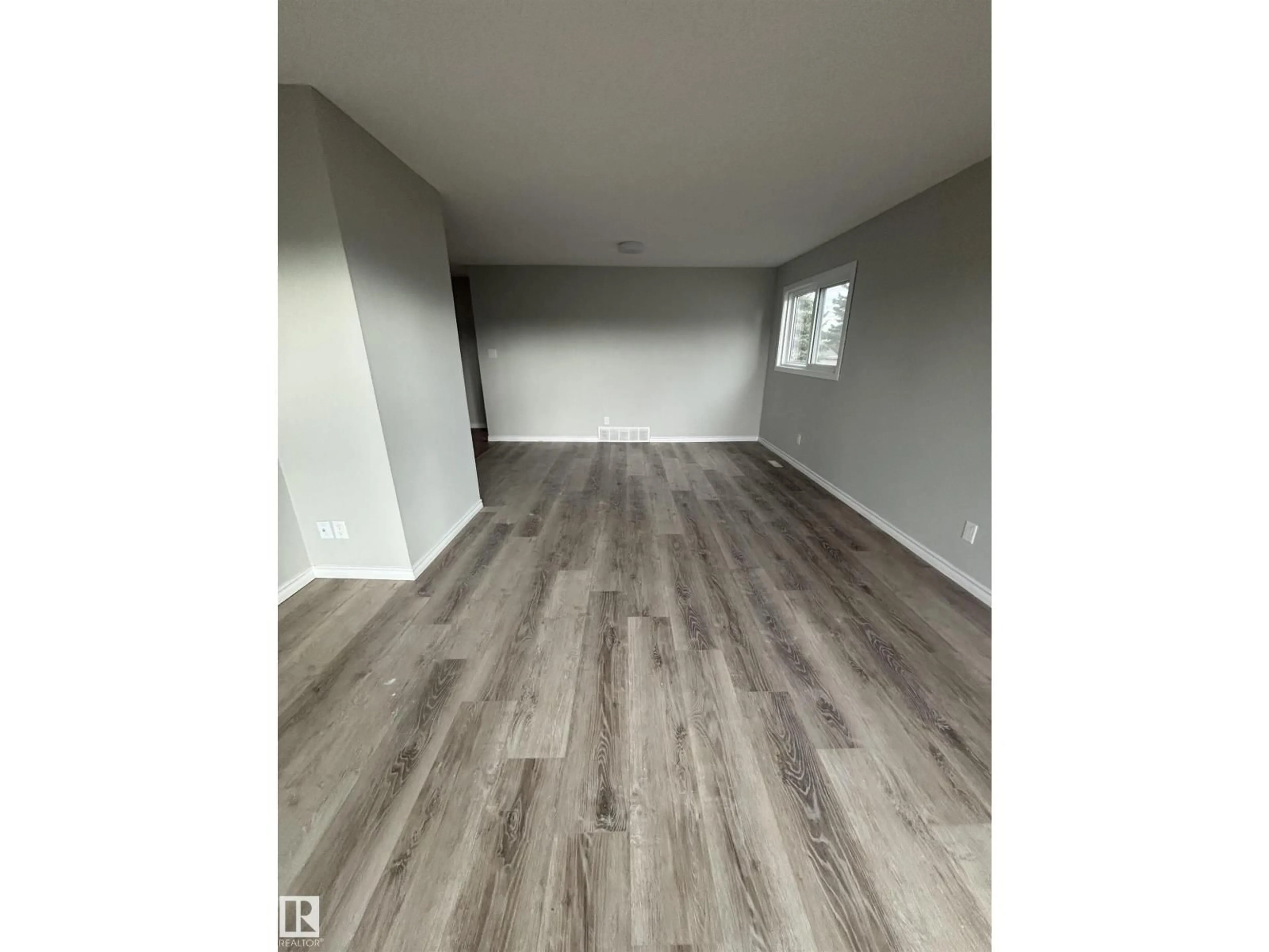 A pic of a room for NW - 5414 14 A AV, Edmonton Alberta T6L2B6