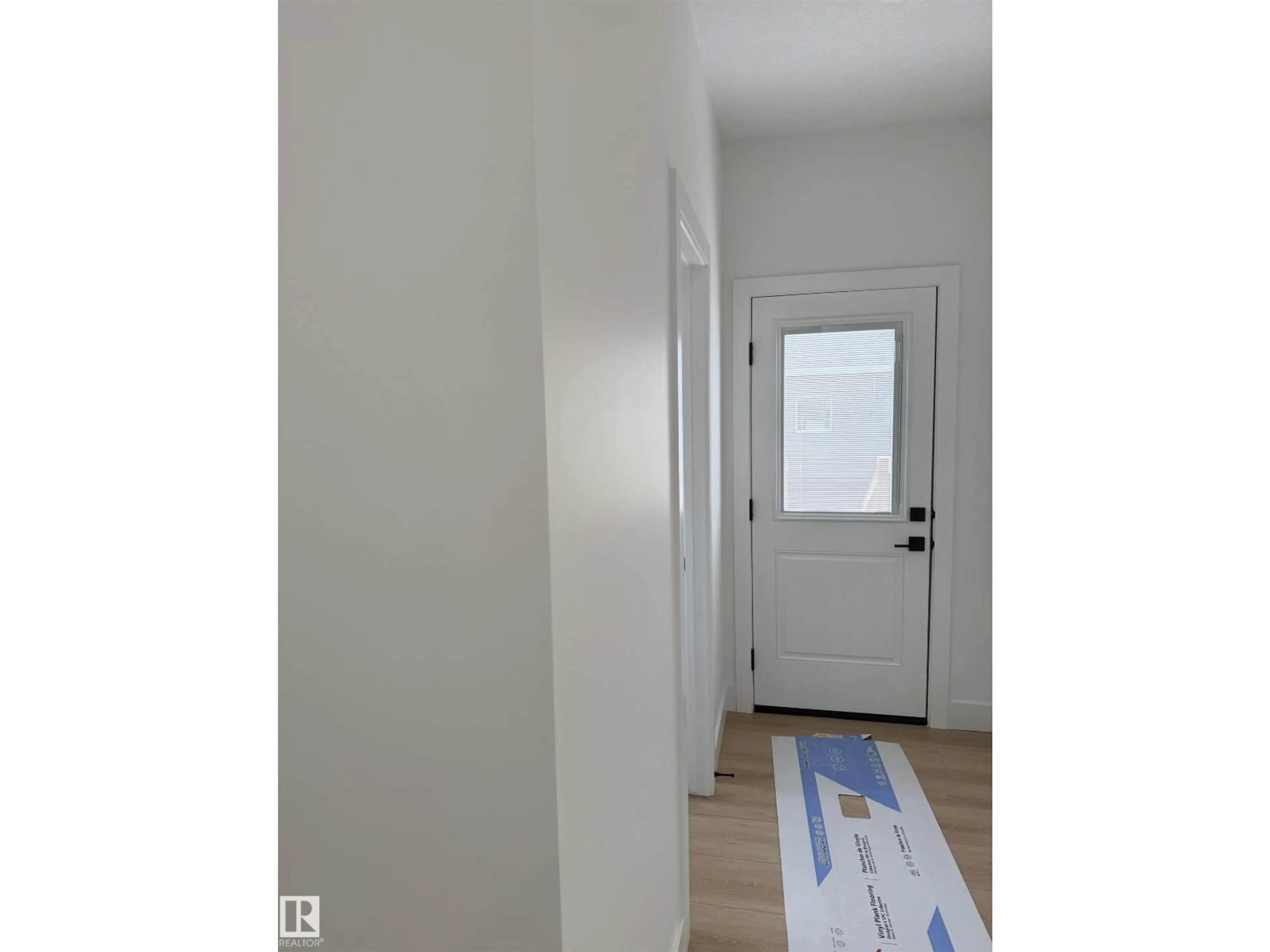 Indoor entryway for NW - 11919 123 ST, Edmonton Alberta T5L0G9