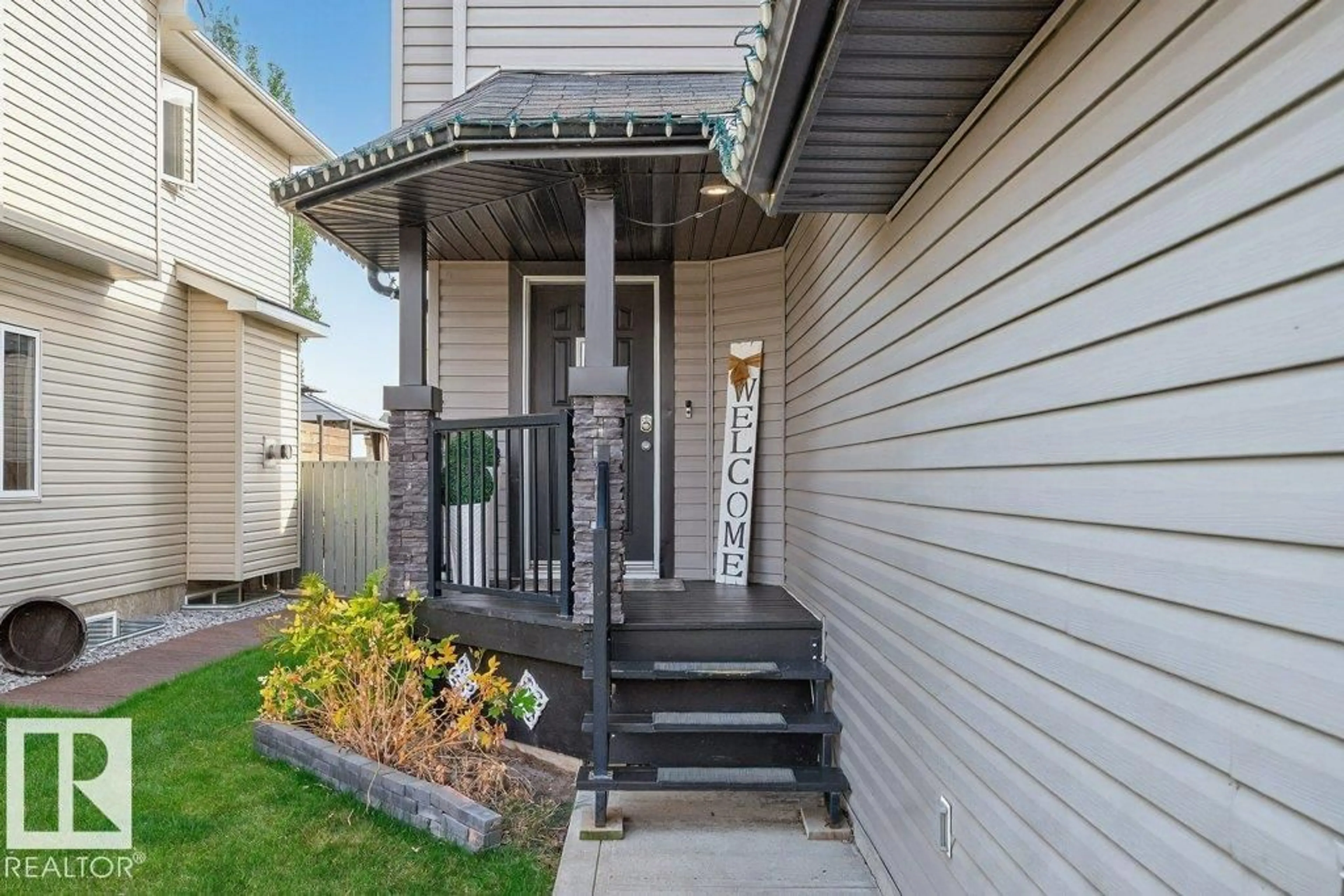 Unknown for 9407 81 AV, Morinville Alberta T8R0A9