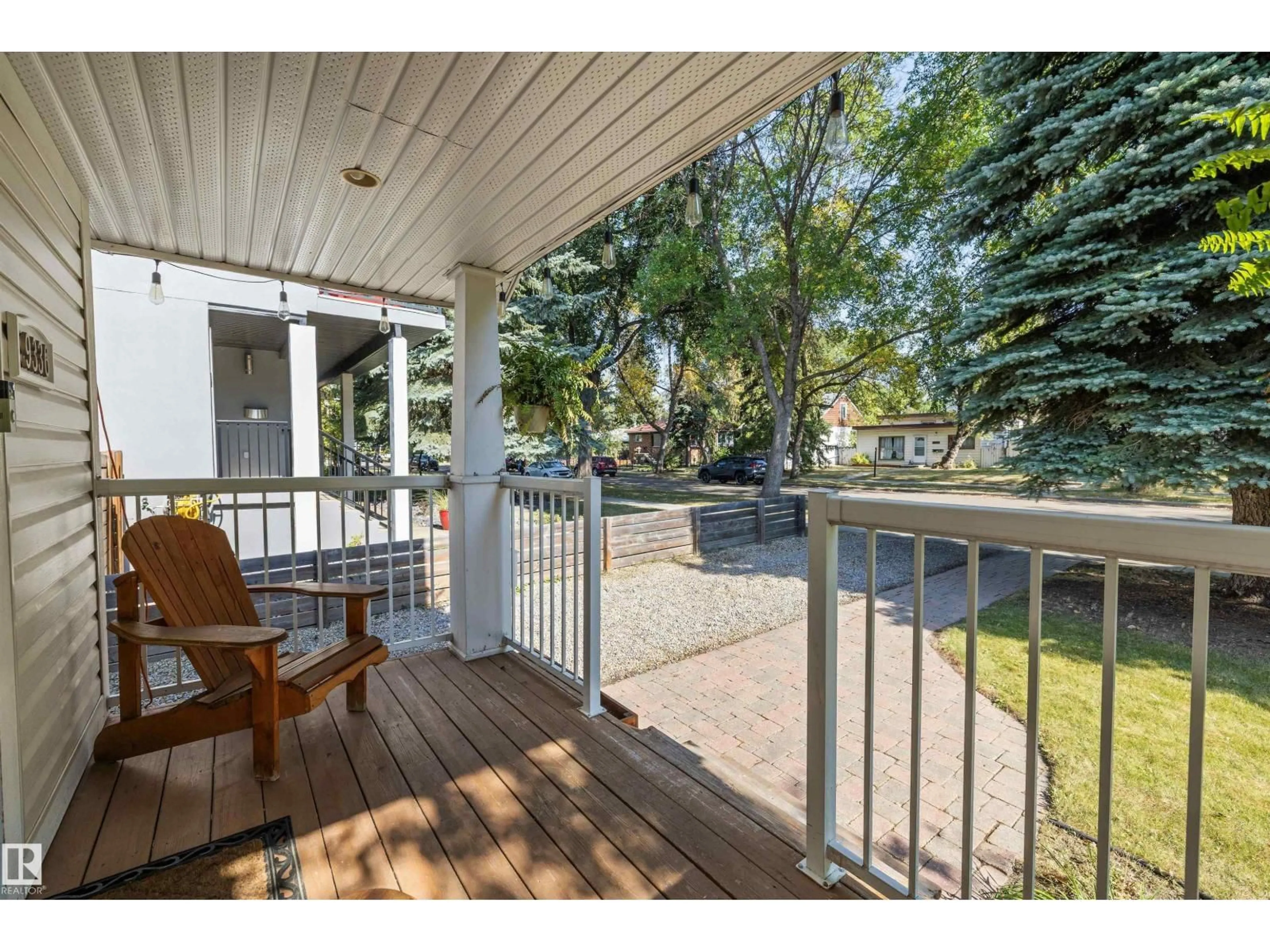 Patio, unknown for NW - 9336 91 ST, Edmonton Alberta T6C3P1