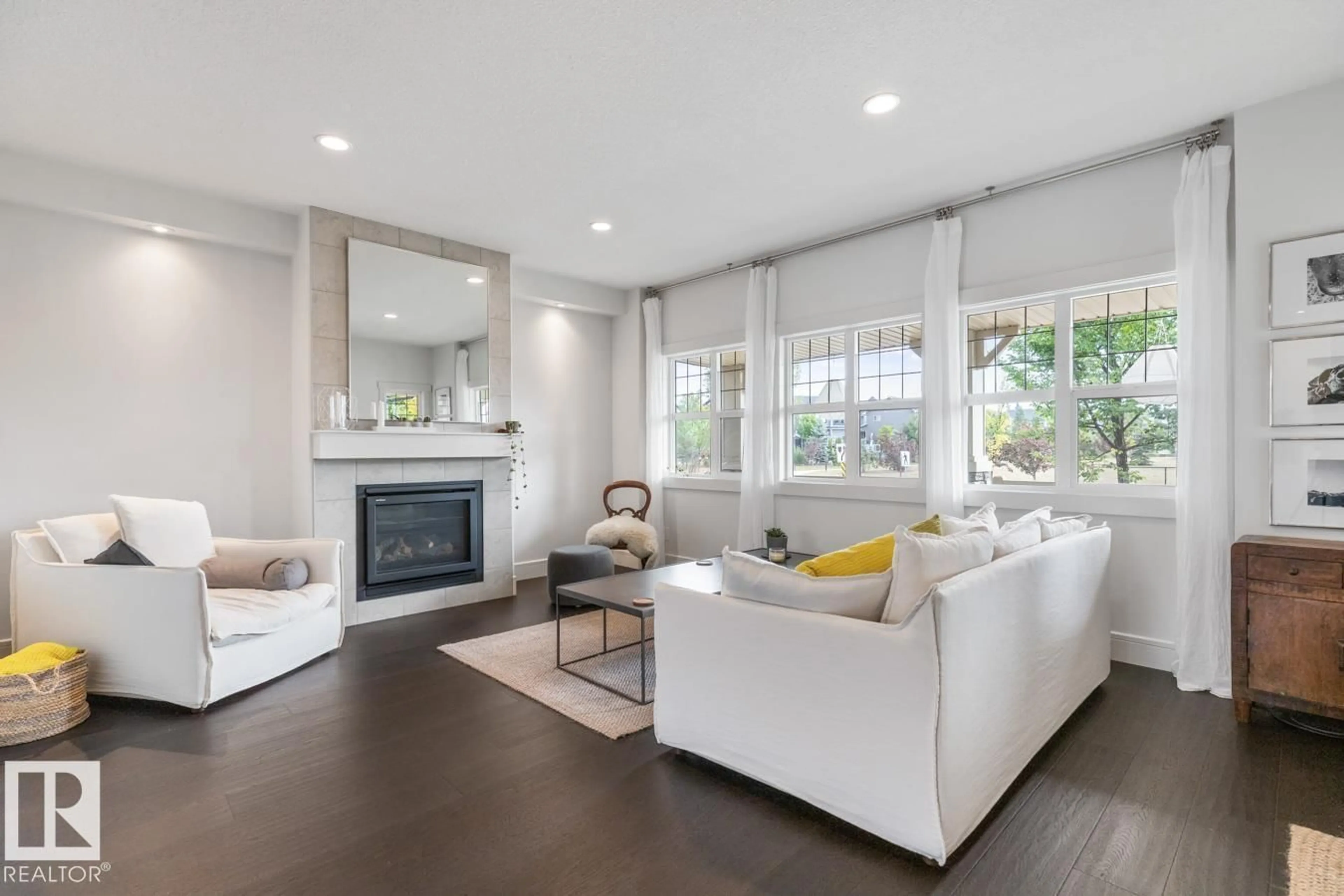 Living room with furniture, unknown for 2246 ASPEN TR, Sherwood Park Alberta T8H0W4