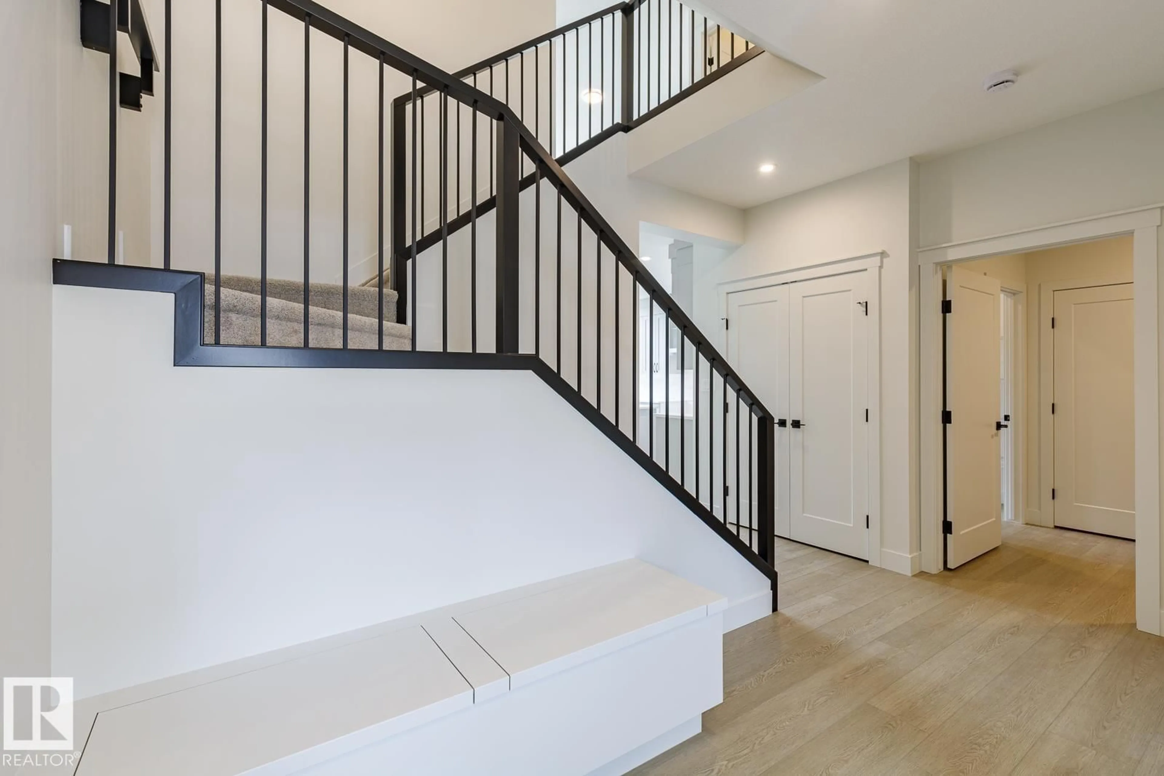 Stairs for 6235 175 AV, Edmonton Alberta T5Y0K8