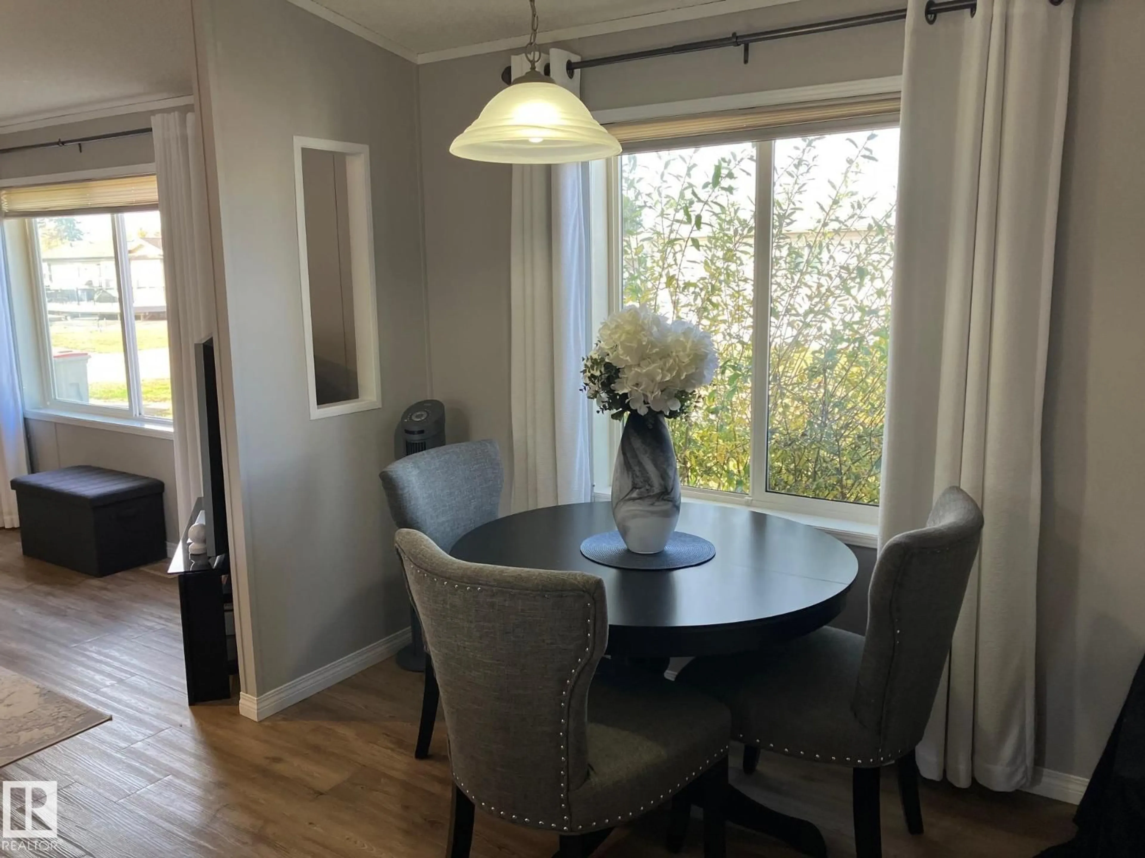 Dining room, wood/laminate floor for 39 MIDLAND RD, Millet Alberta T0C1Z0