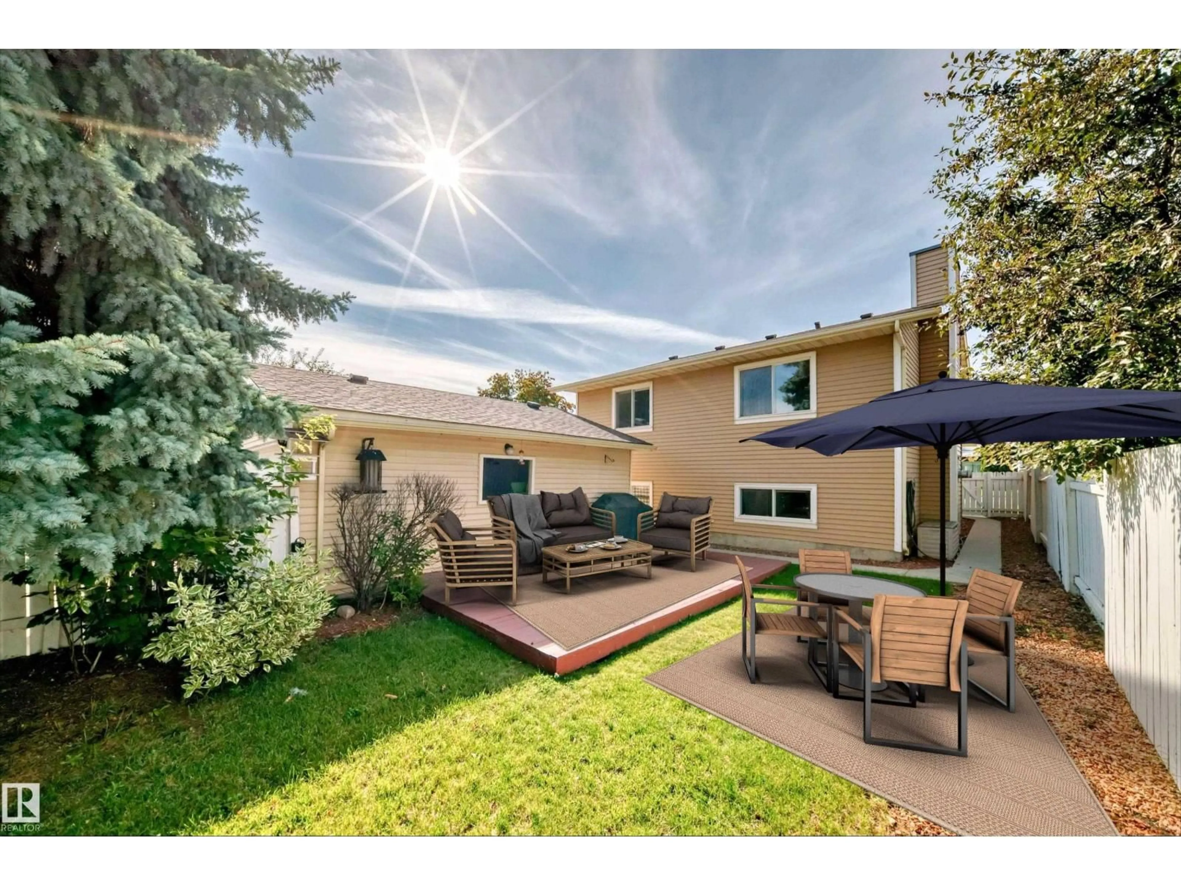 Patio, street for 18908 97 AV, Edmonton Alberta T5T5K5