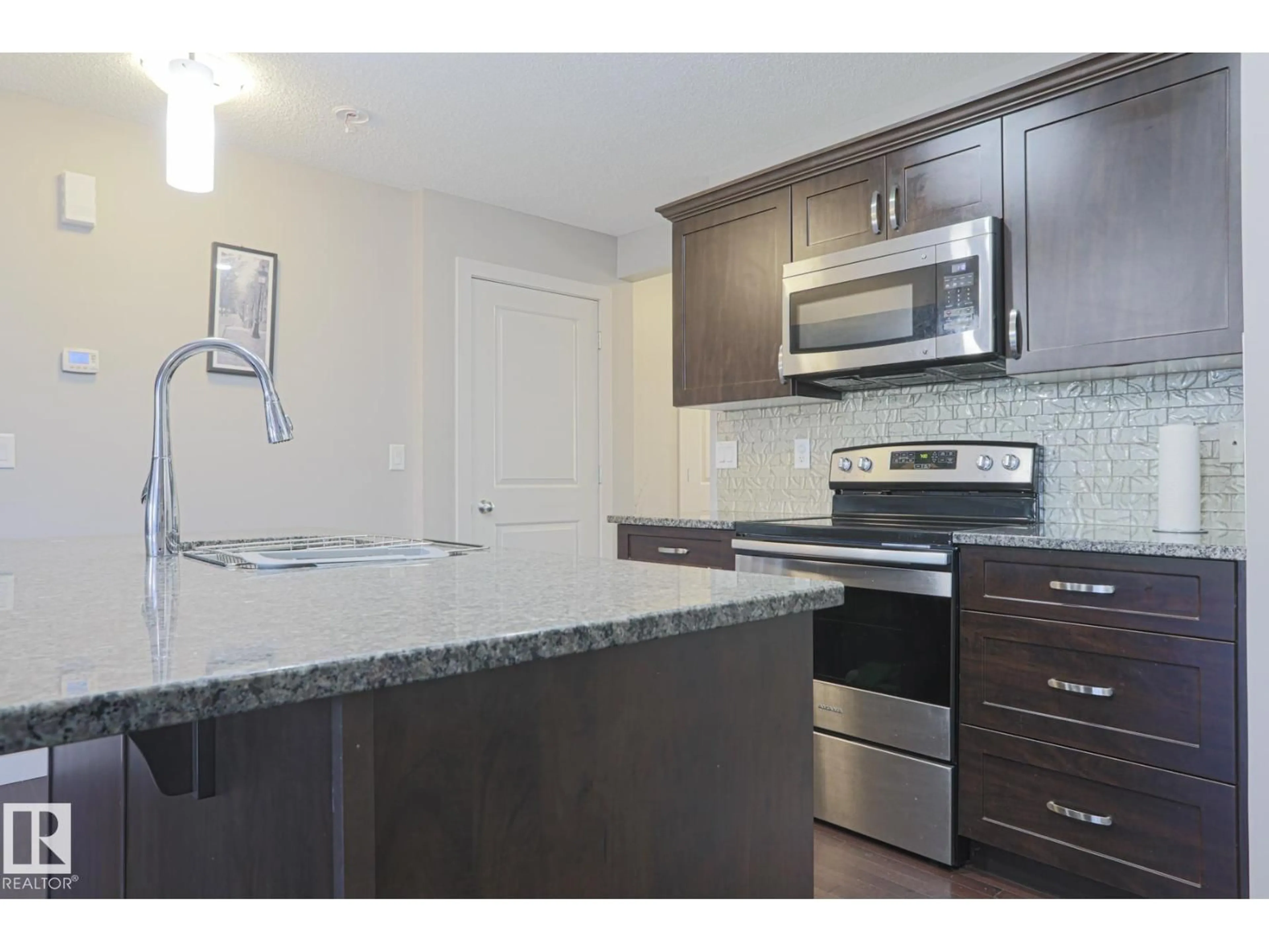 Standard kitchen, unknown for 1735 HAMMOND CR, Edmonton Alberta T6M0K4