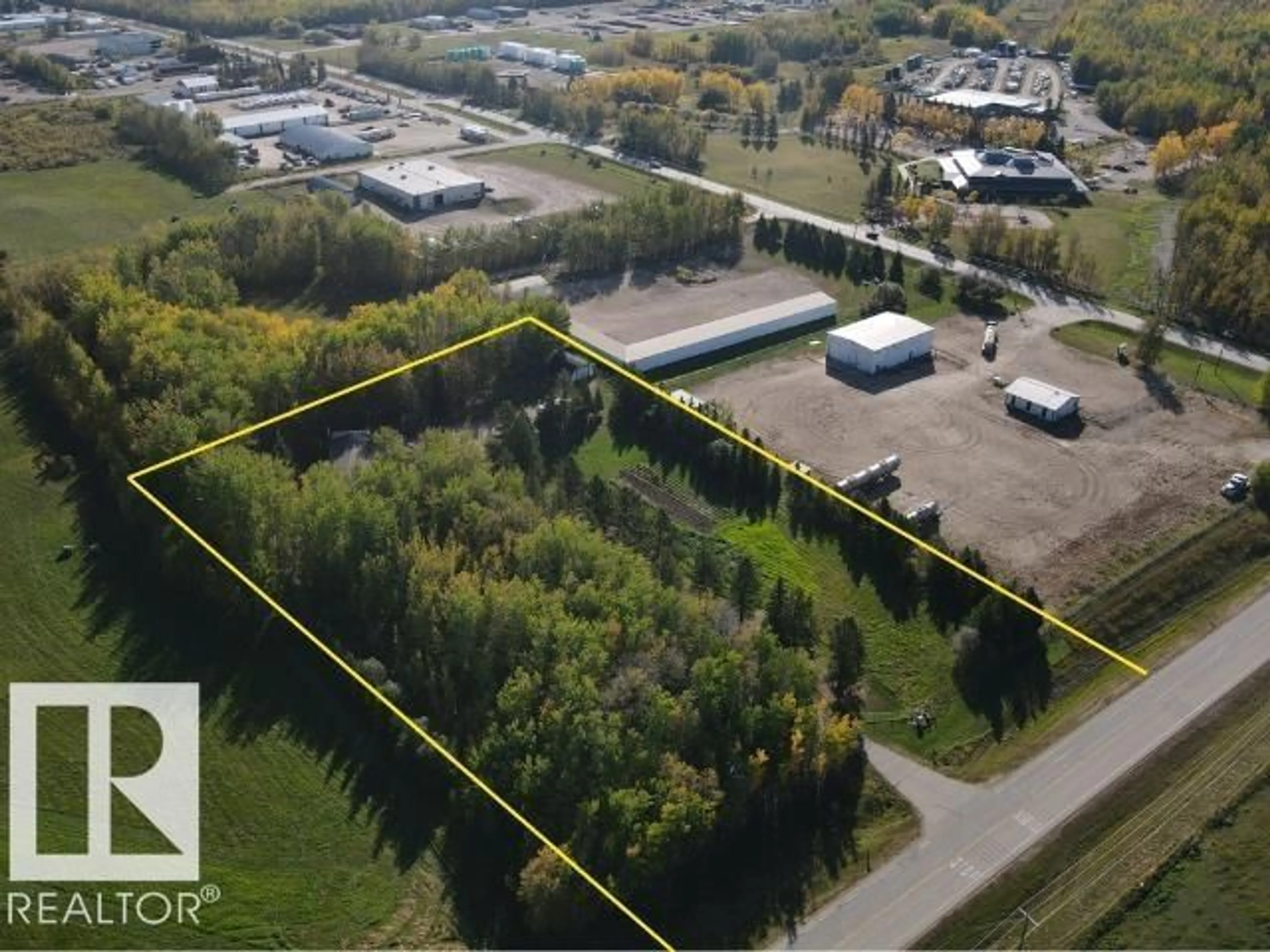A pic from outside/outdoor area/front of a property/back of a property/a pic from drone, building for 5001 67 ST, Rural Brazeau County Alberta T7A1R9
