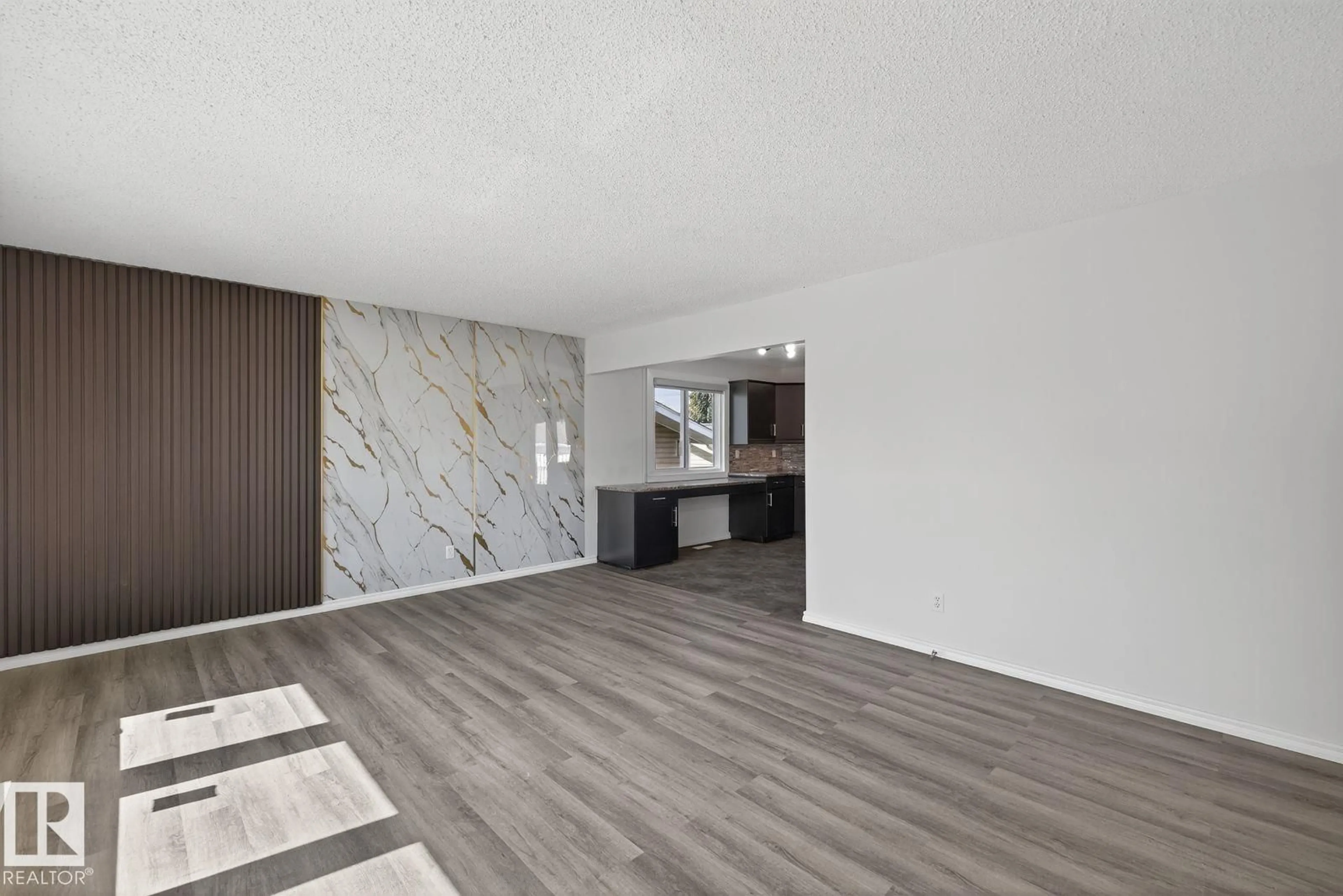 Unknown for 4402 42B AV, Leduc Alberta T9E4R9