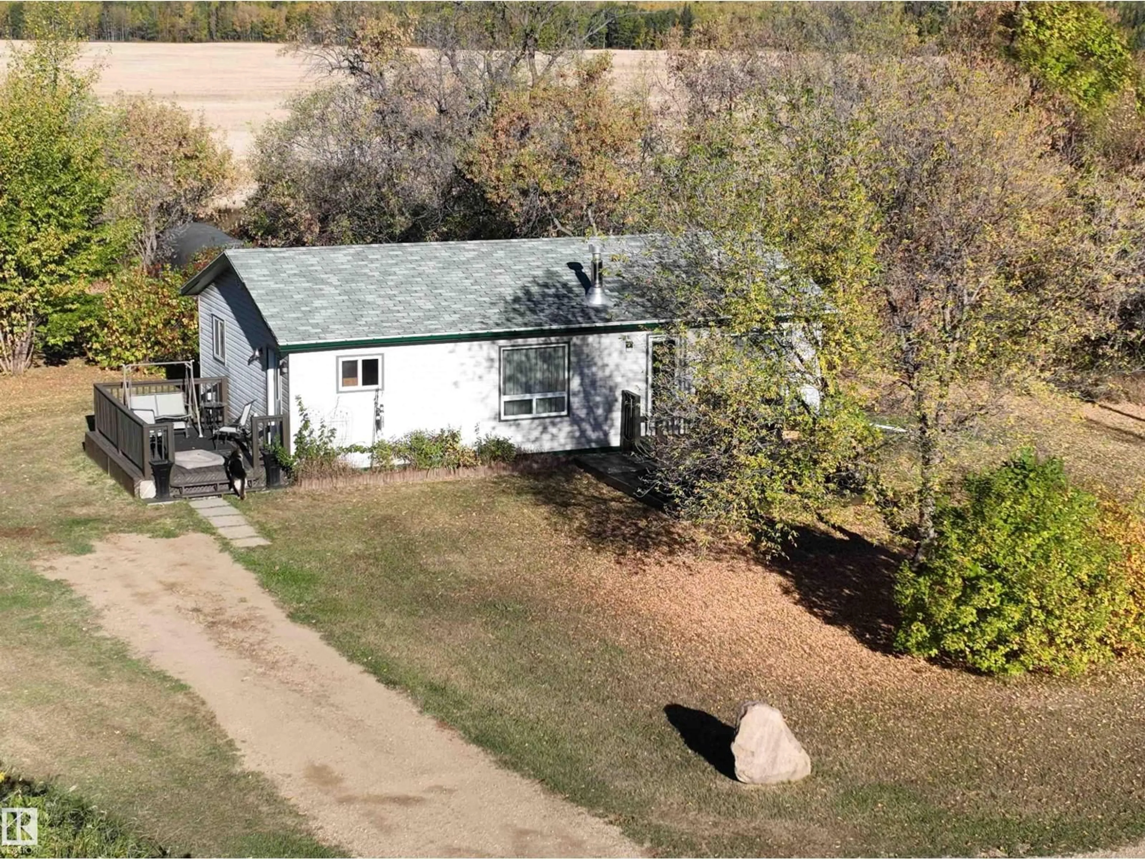 A pic from outside/outdoor area/front of a property/back of a property/a pic from drone, unknown for 660062A HWY 827, Rural Athabasca County Alberta T9S2A9