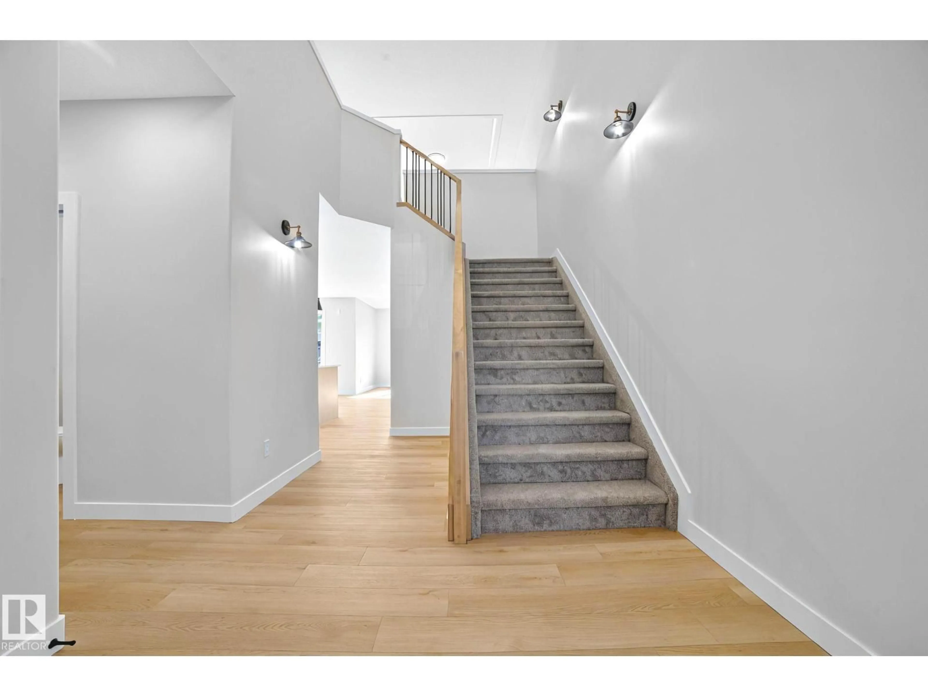 Stairs for 142 LARCH CRESCENT, Leduc Alberta T9E0S5