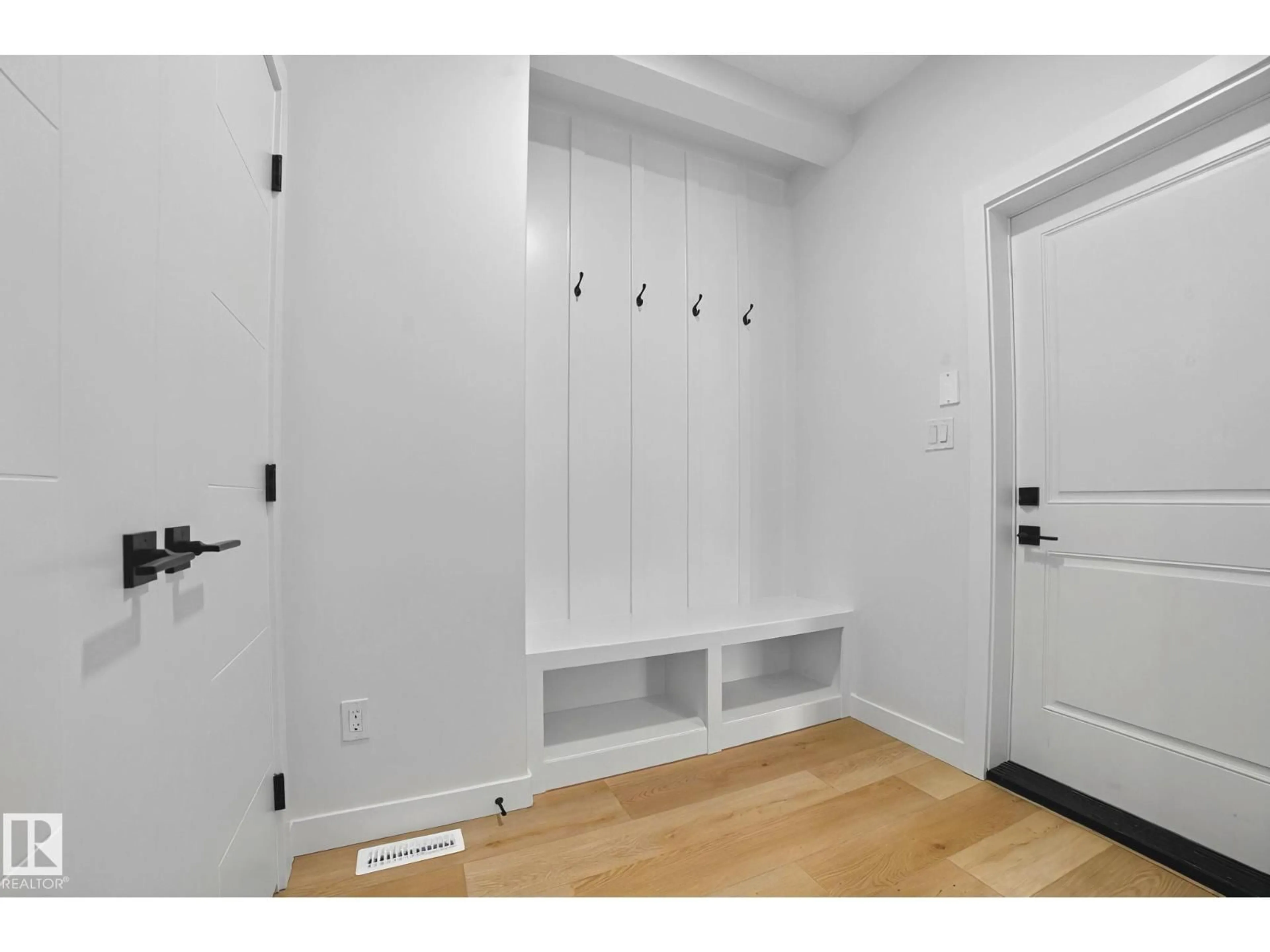 Unknown for 142 LARCH CRESCENT, Leduc Alberta T9E0S5