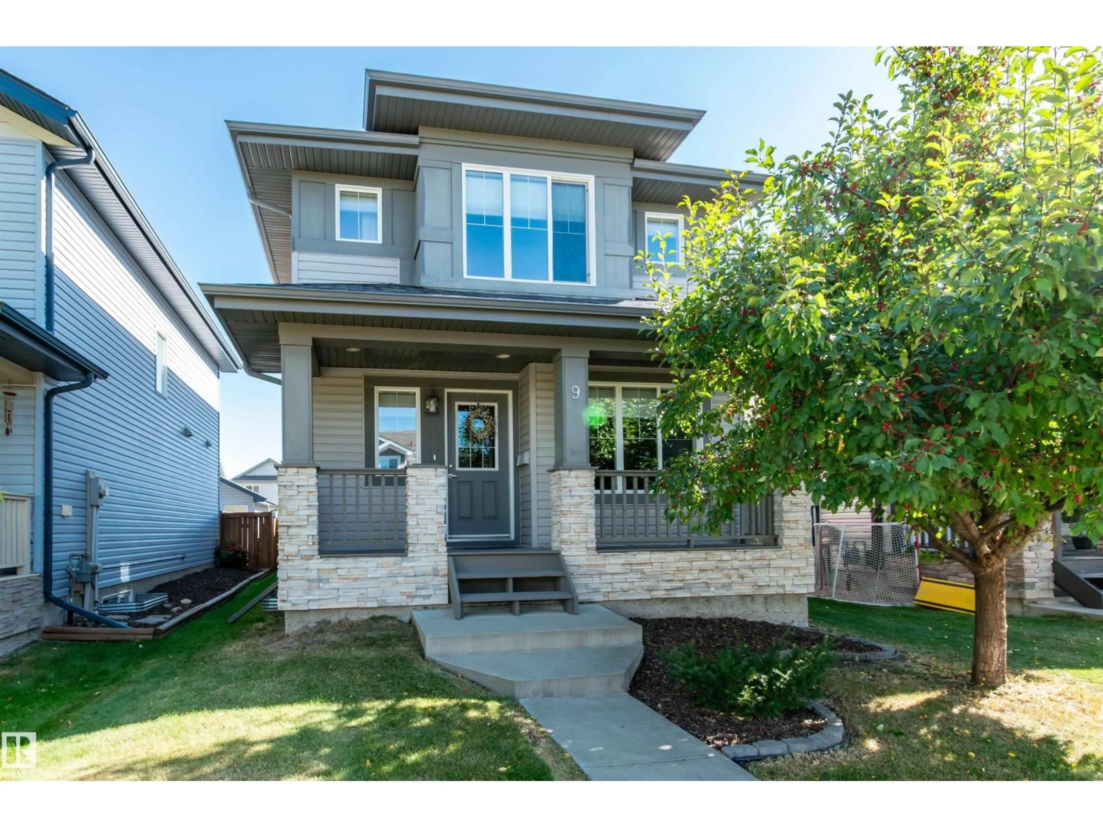 Home with brick exterior material, street for 9 DICKENS ST, Fort Saskatchewan Alberta T8L0N4