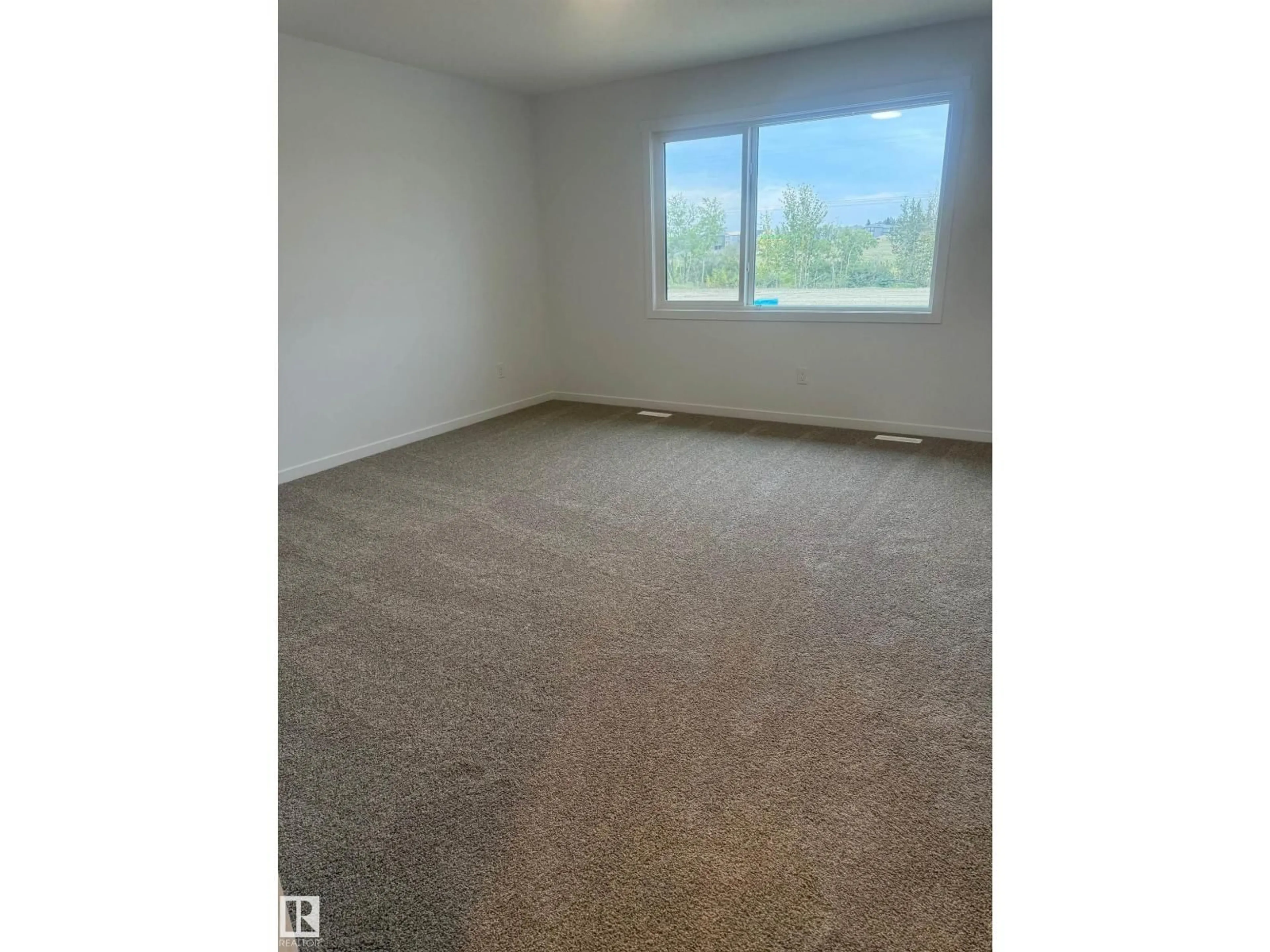A pic of a room for 3966 WREN LO NW, Edmonton Alberta T5S0T1