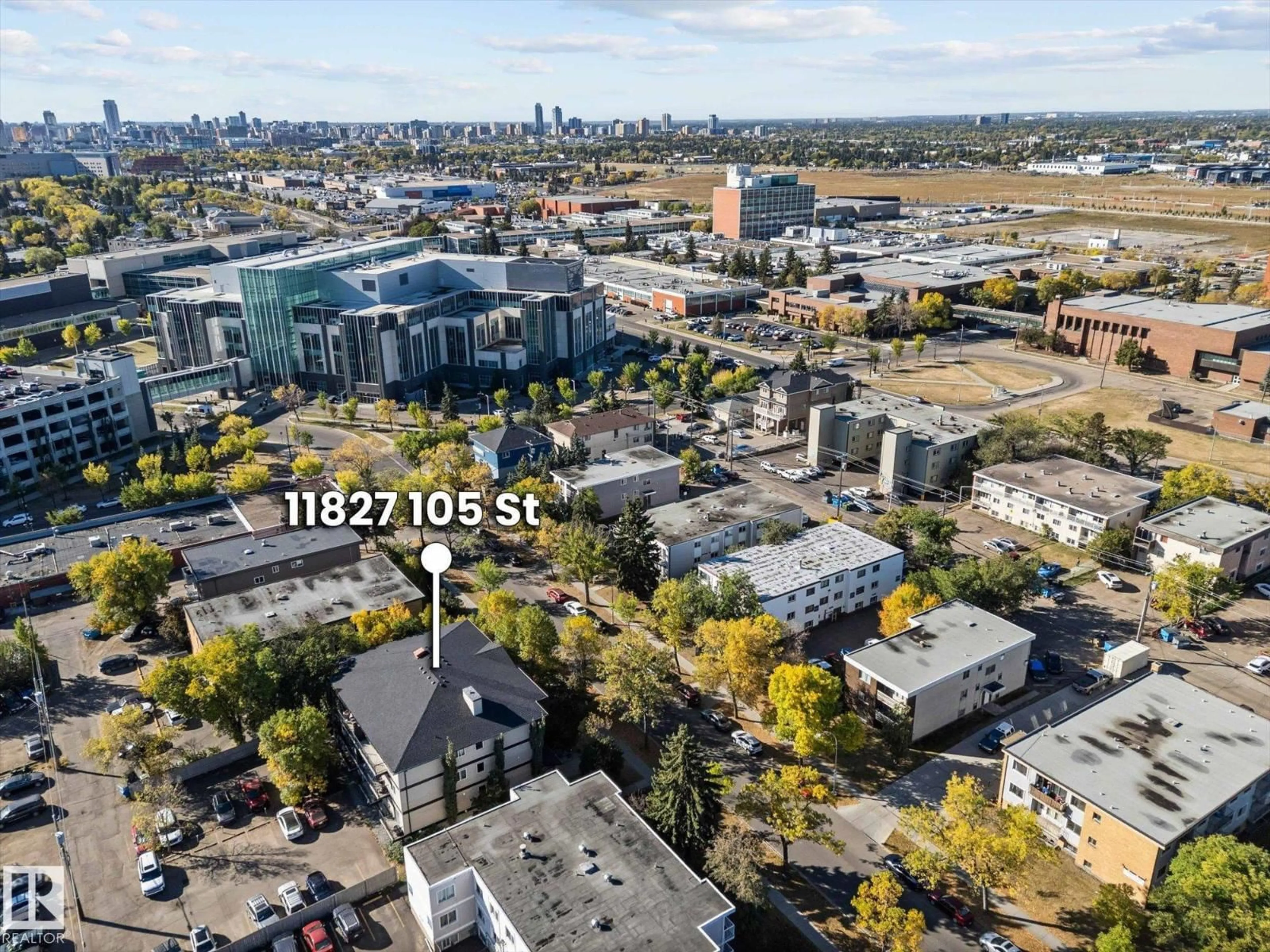 A pic from outside/outdoor area/front of a property/back of a property/a pic from drone, city buildings view from balcony for #104 - 11827 105 ST, Edmonton Alberta T5G2N1