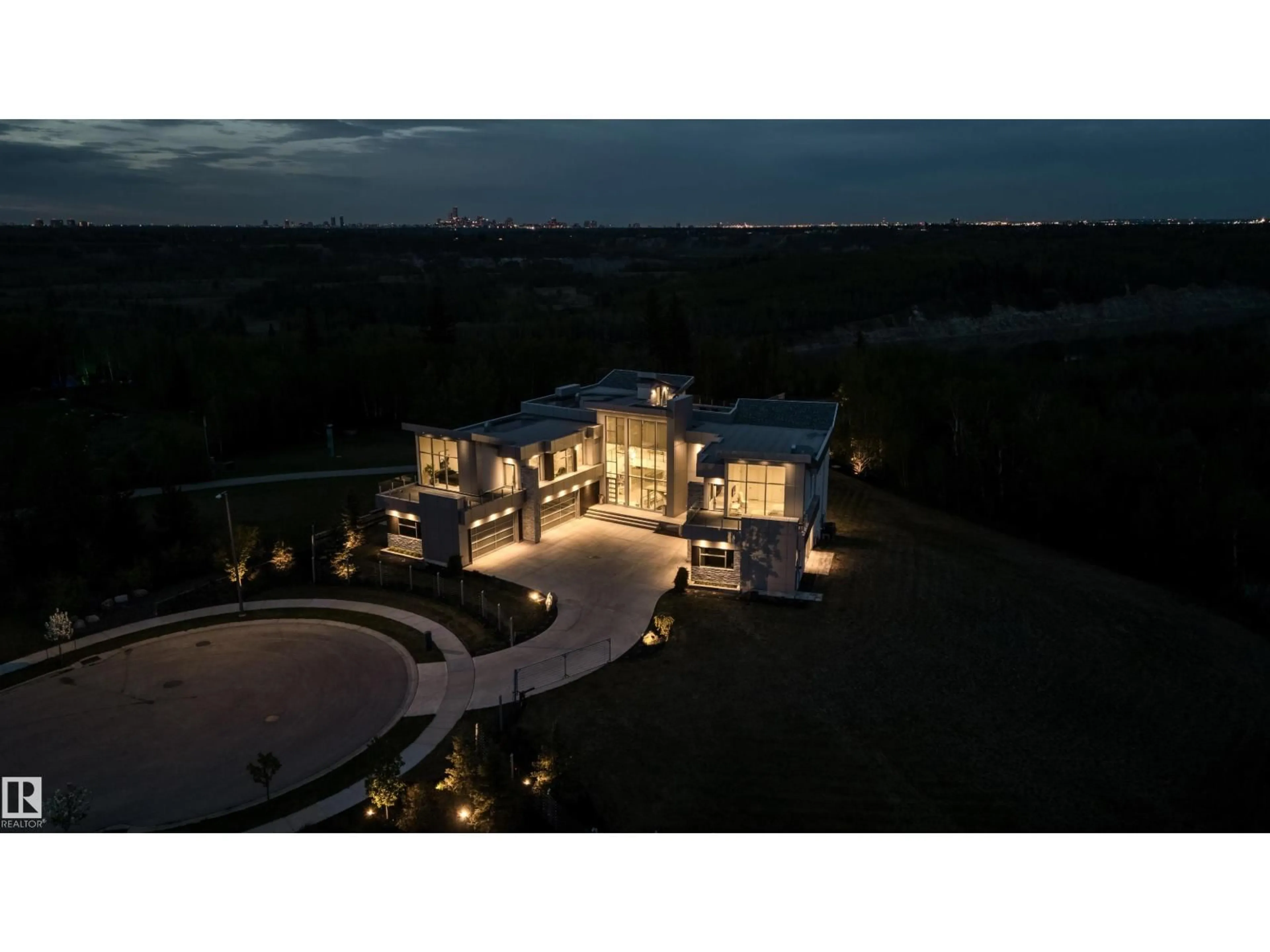 A pic from outside/outdoor area/front of a property/back of a property/a pic from drone, unknown for 3741 CAMERON HEIGHTS PL, Edmonton Alberta T6M0R1
