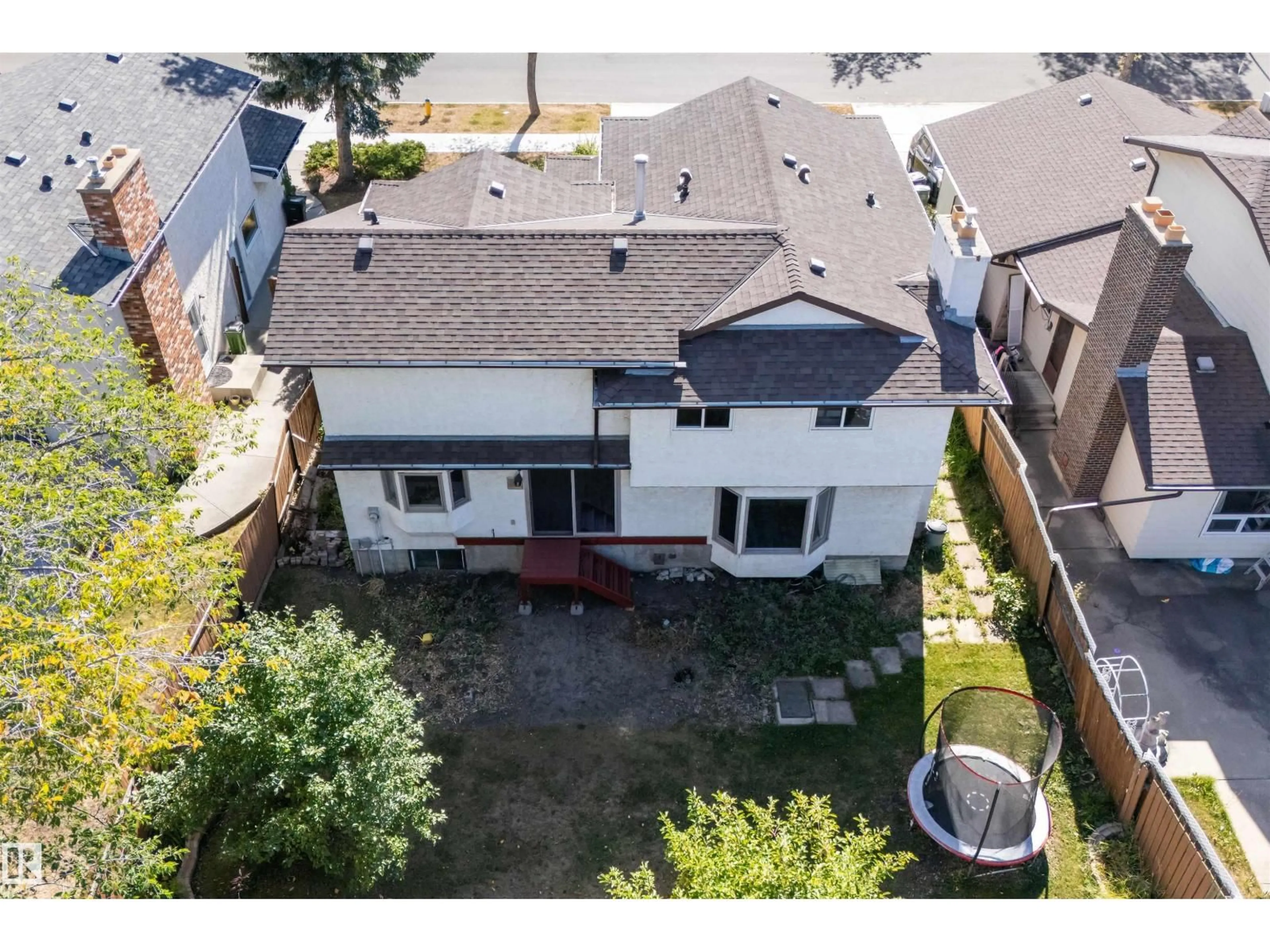 A pic from outside/outdoor area/front of a property/back of a property/a pic from drone, street for 11020 158 AV, Edmonton Alberta T5X4V4