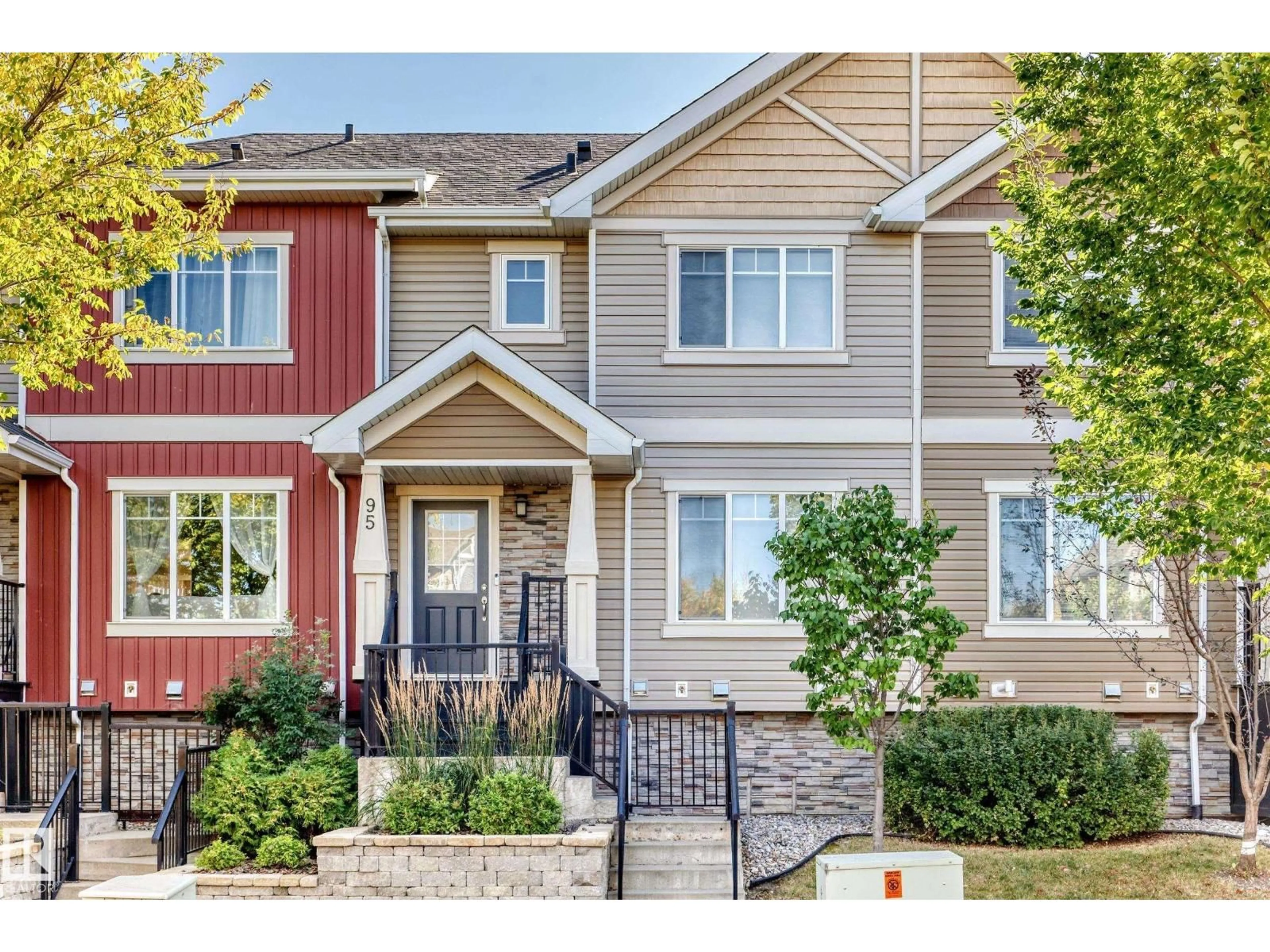 Home with vinyl exterior material, street for #95 - 9535 217 ST, Edmonton Alberta T5T4P5