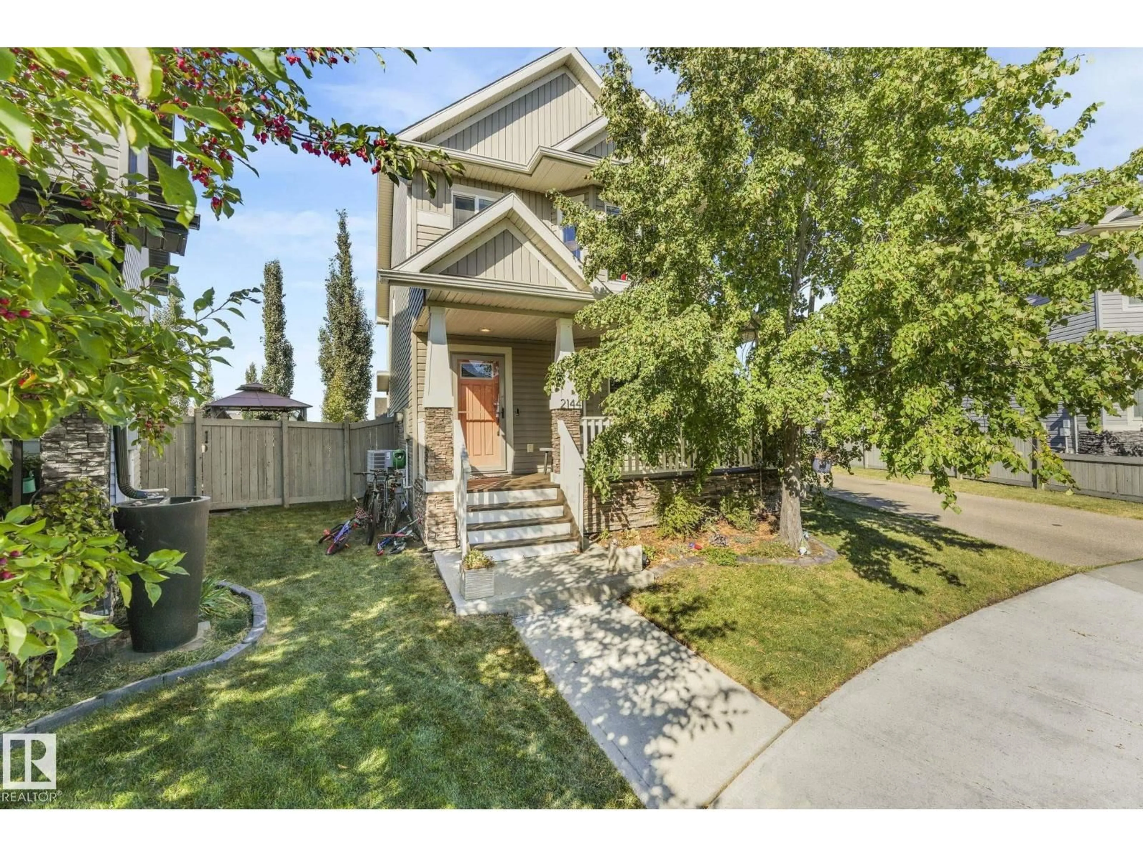 Unknown for 2144 30 ST, Edmonton Alberta T6T0K3