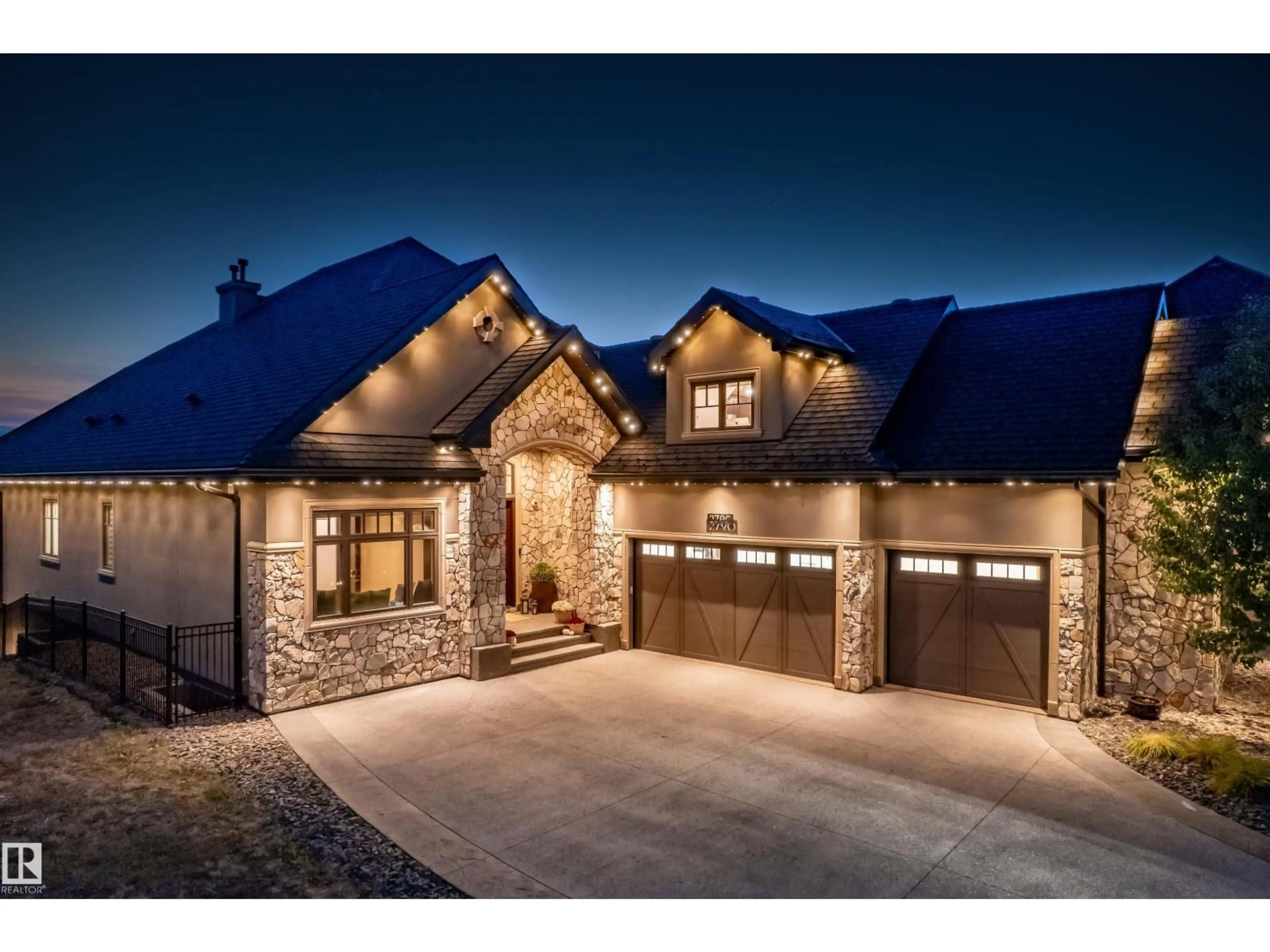 Home with brick exterior material, unknown for 2790 WHEATON DR, Edmonton Alberta T6W2M6
