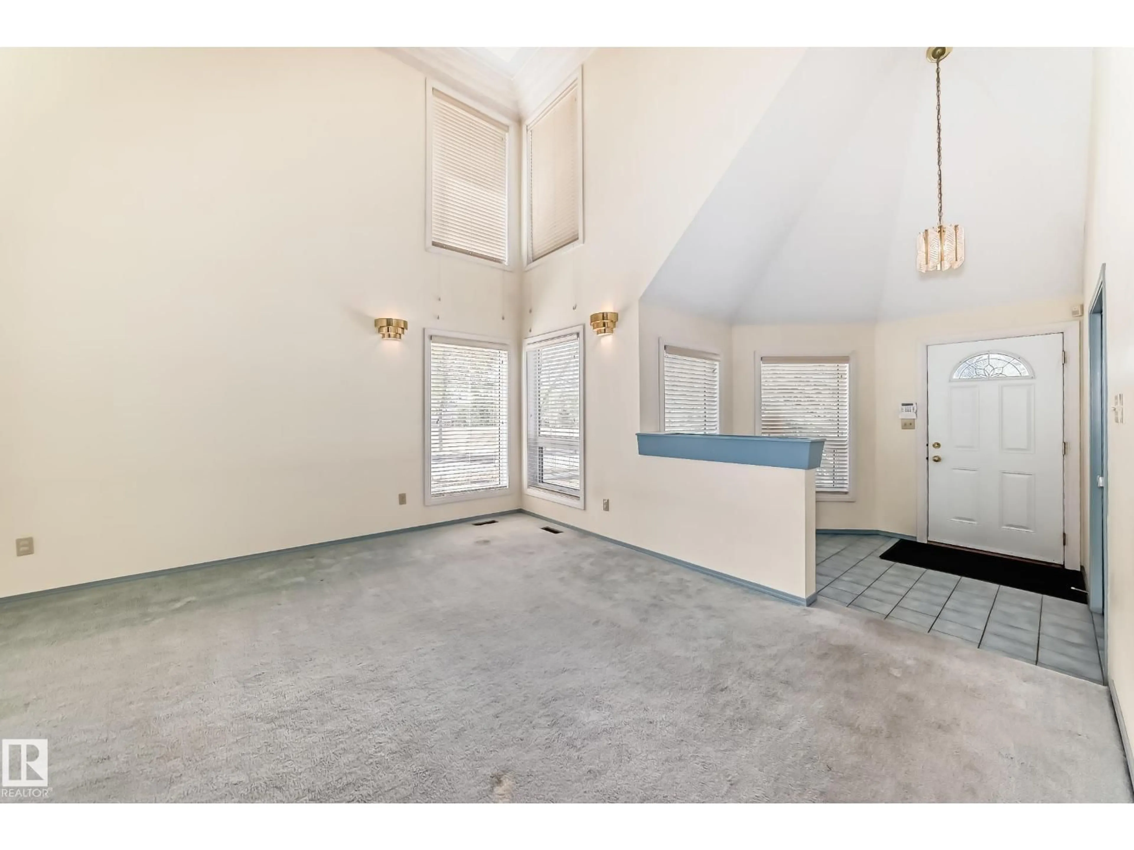 Unknown for 63 PIEDMONT CR, St. Albert Alberta T8N5G2
