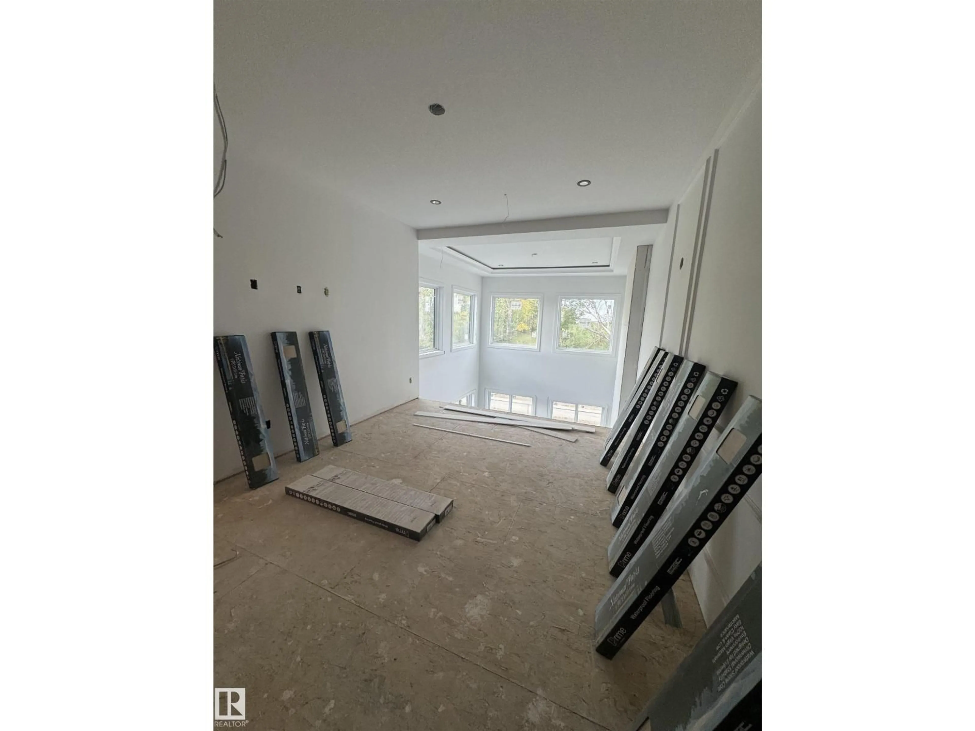 A pic of a room for 8453 MAYDAY LINK, Edmonton Alberta T6X3G1