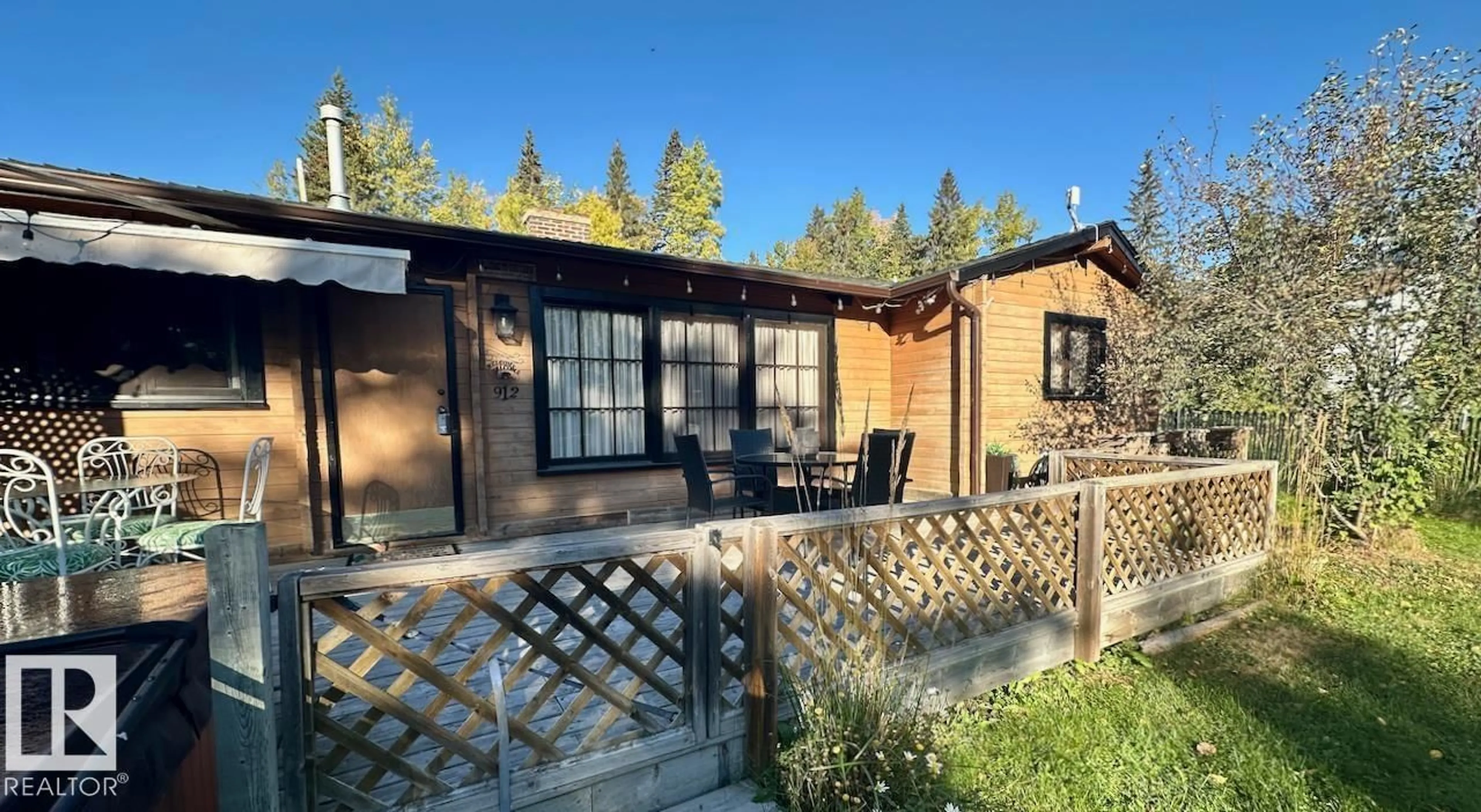 Patio, unknown for S - 912 1 AV, Rural Parkland County Alberta T0E2B0