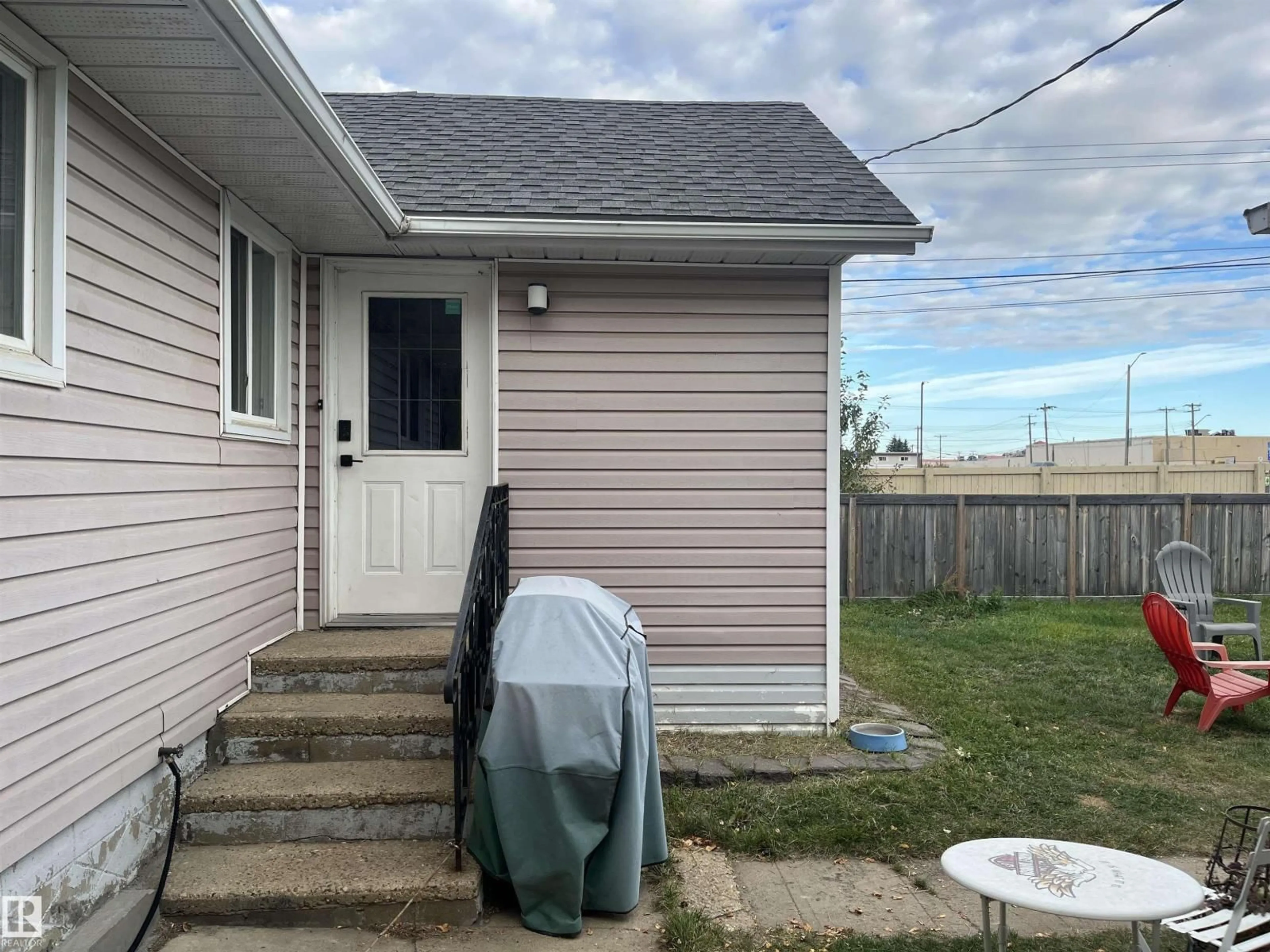 Shed for 10227 102 ST, Westlock Alberta T7P1X8