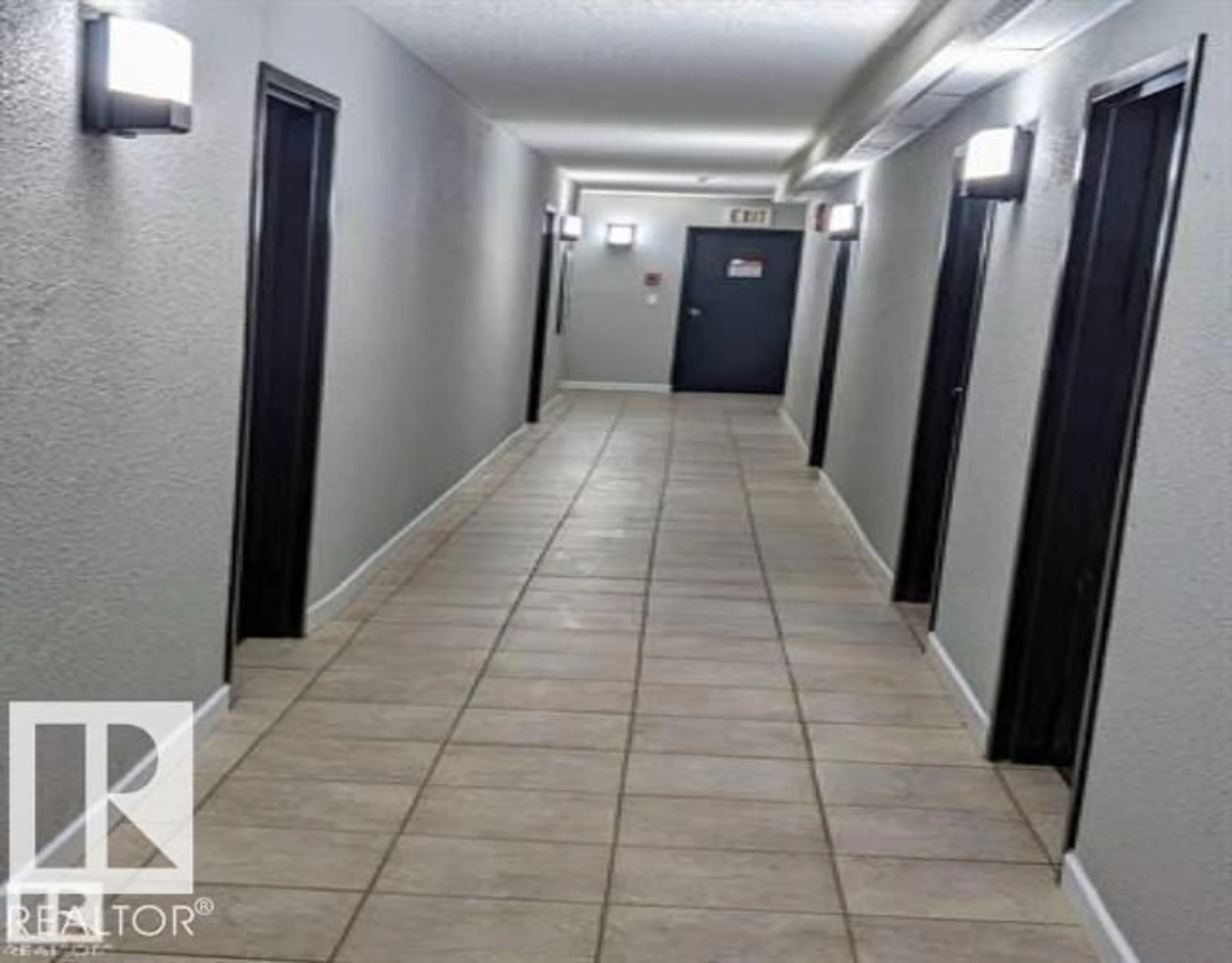 Indoor foyer for 611 - 12831 66 ST, Edmonton Alberta T5C0A4