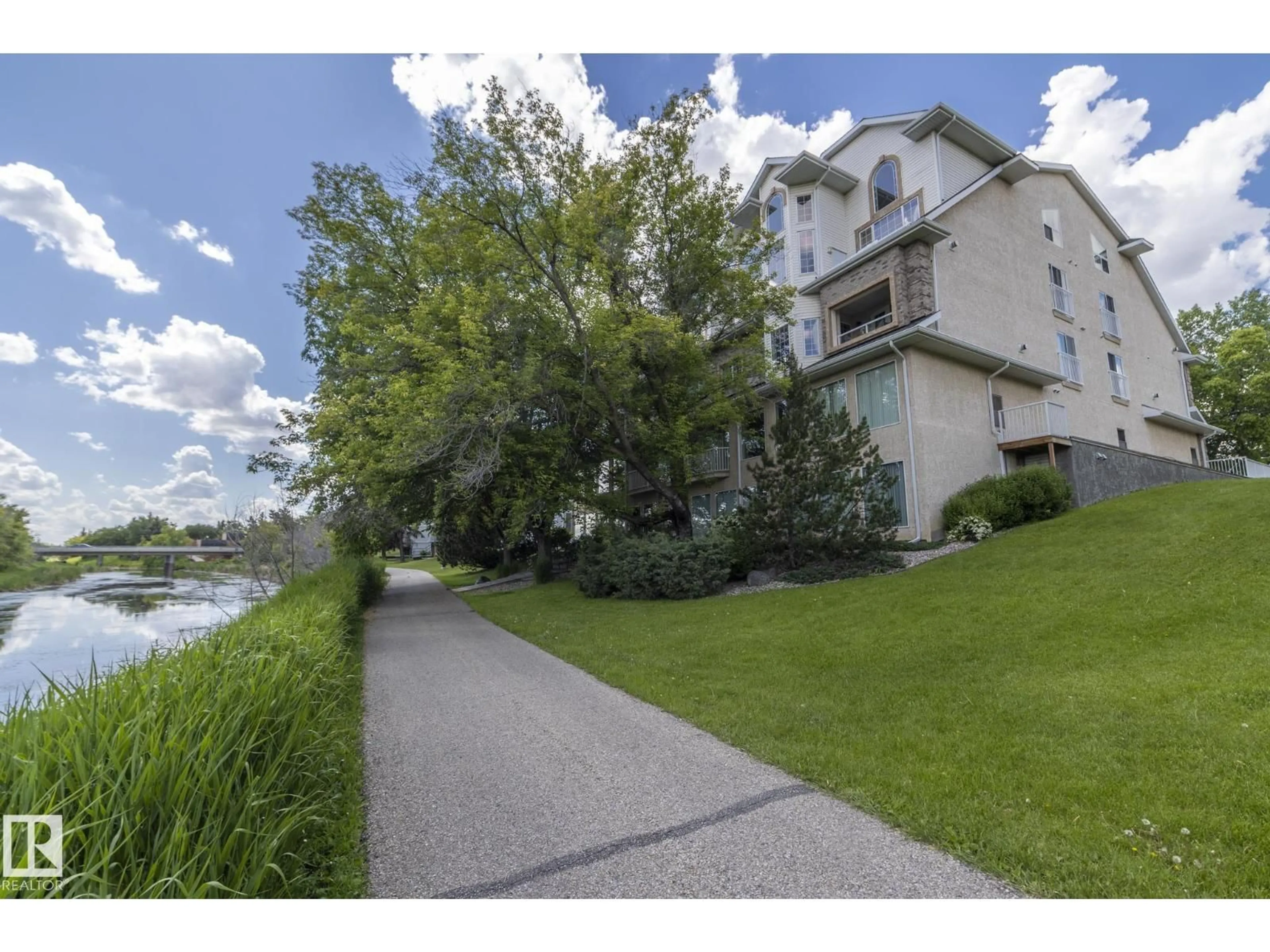 Unknown for #304 - 14 MISSION AV, St. Albert Alberta T8N1H4