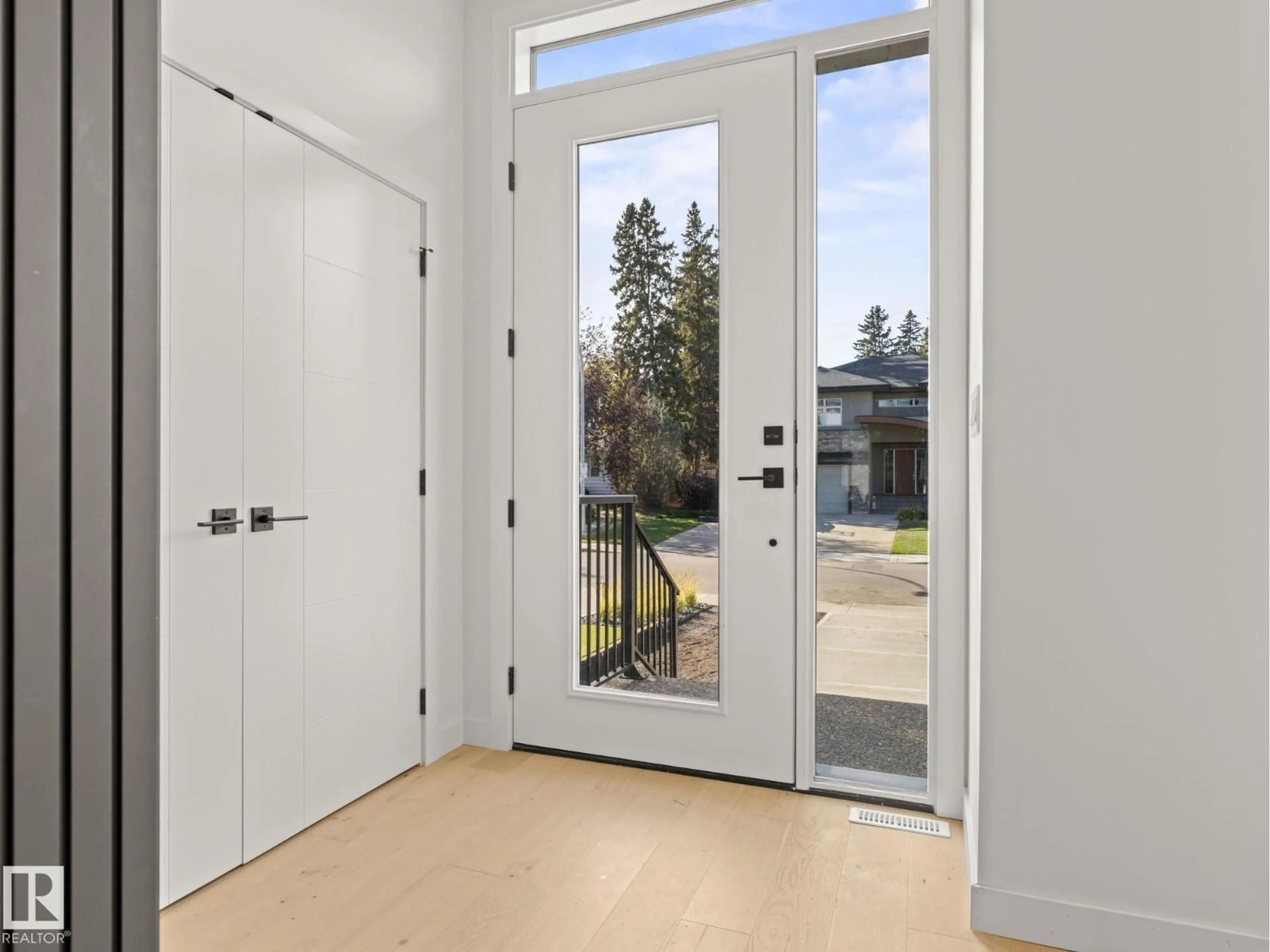 Indoor entryway for NW - 7909 119 ST, Edmonton Alberta T6G1W6