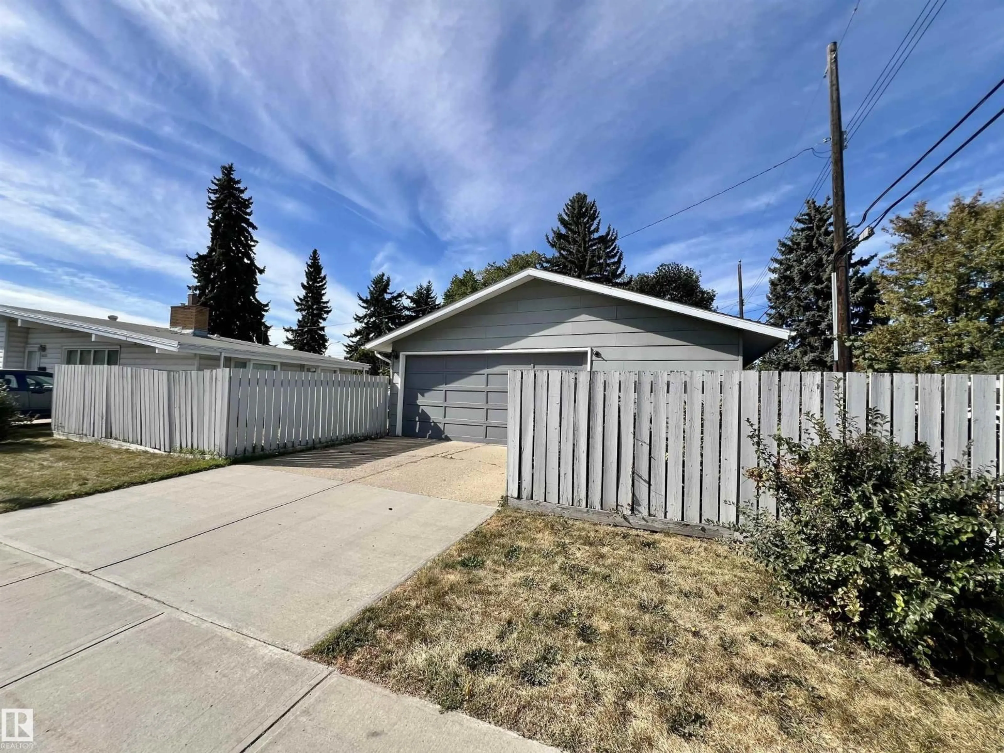 Unknown for 10212 FULTON RD, Edmonton Alberta T6A3T6