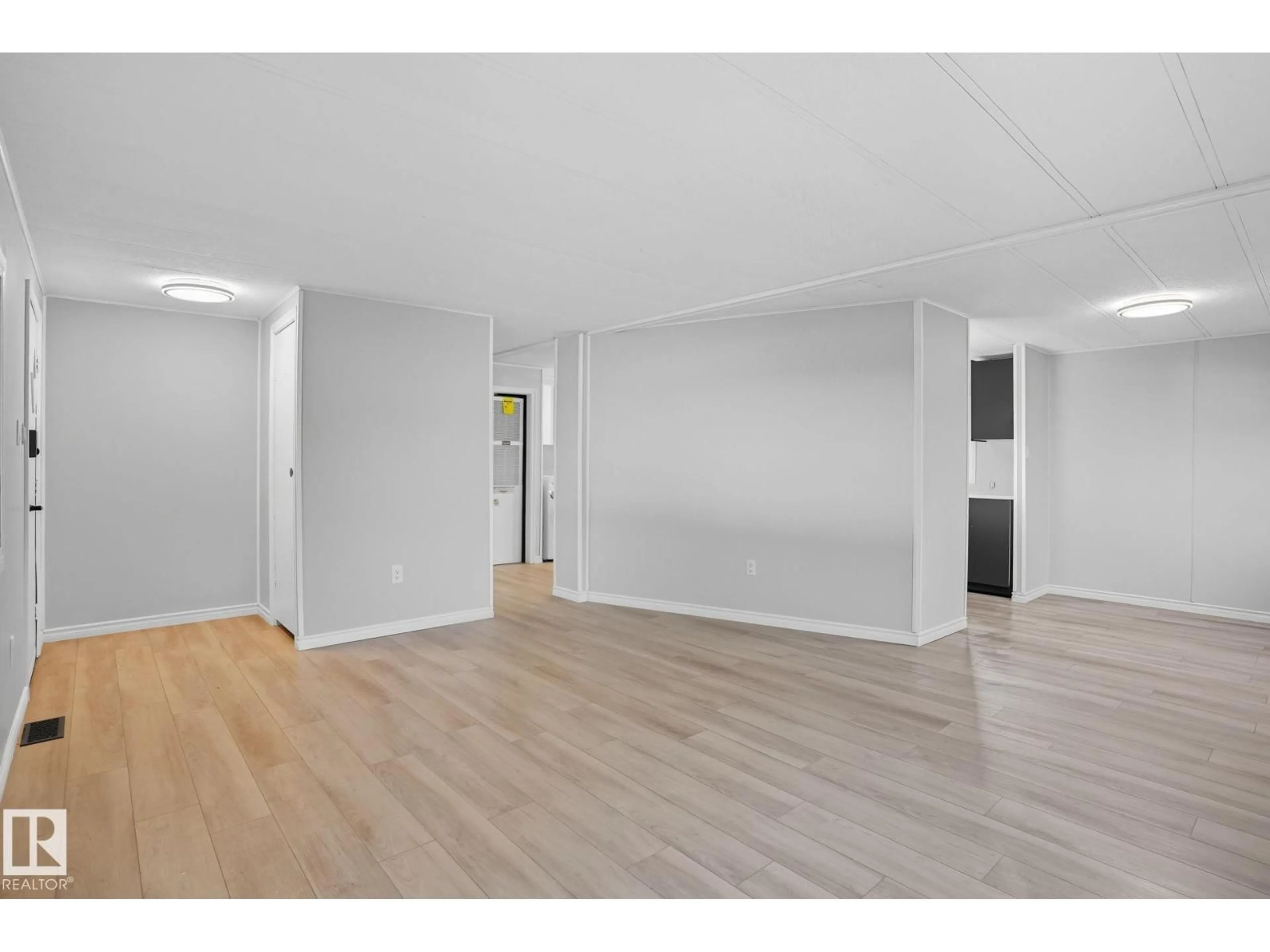 A pic of a room for 67 RIDGEWAY DR, Edmonton Alberta T6P1C2