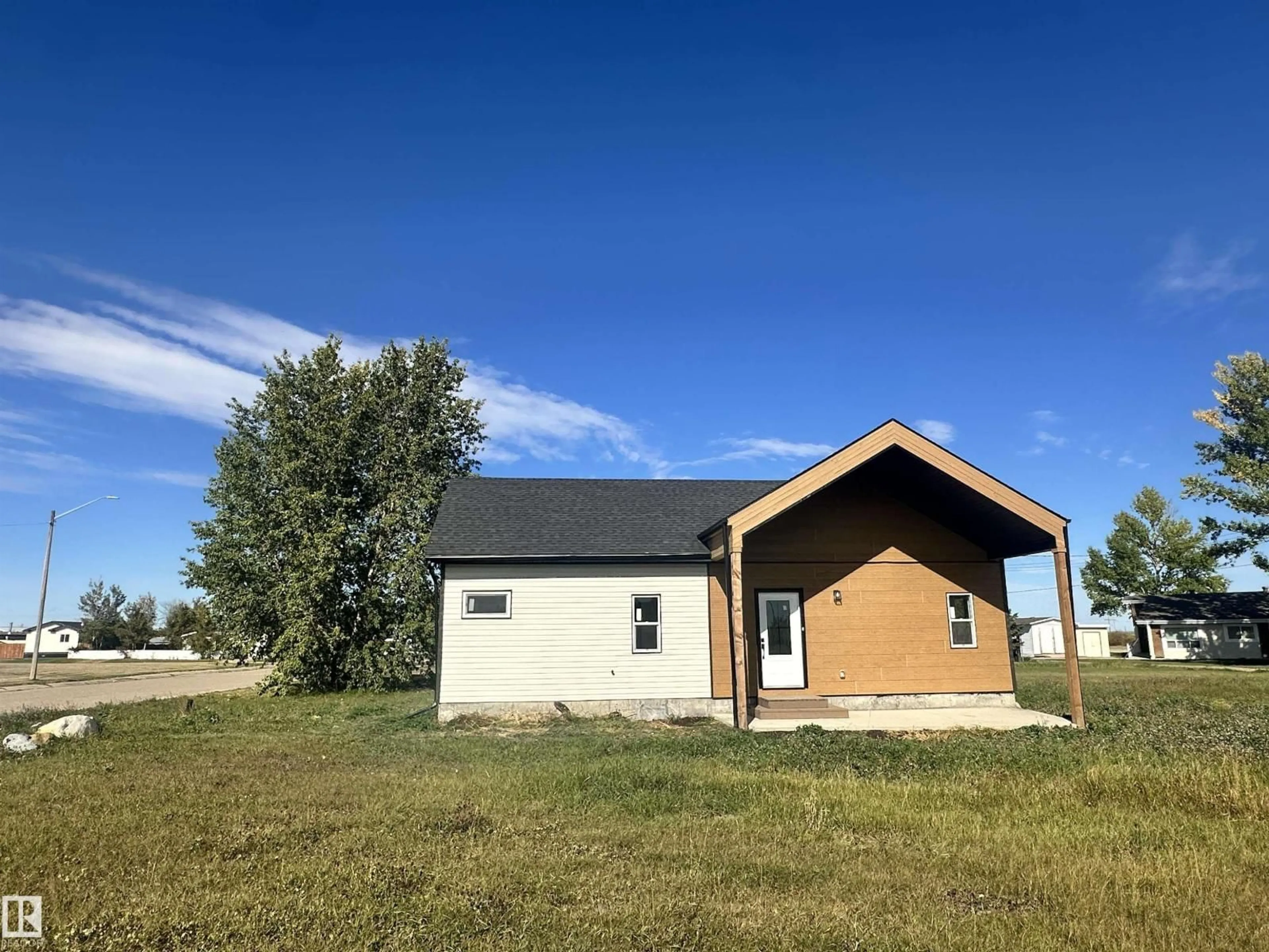 Shed for 4743 47 ST, Clyde Alberta T0G0P0