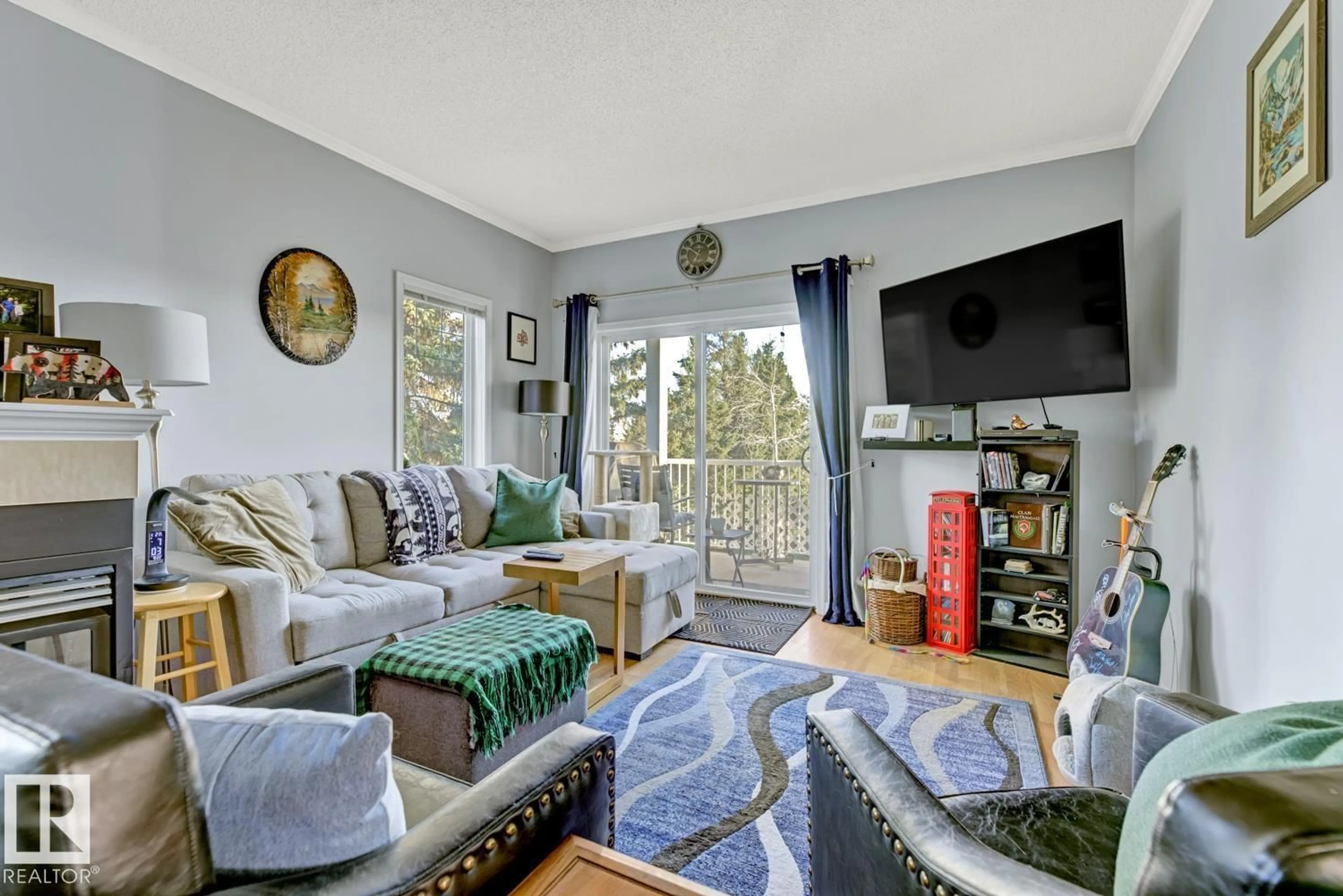 Living room with furniture, unknown for 33C - 79 BELLEROSE DR, St. Albert Alberta T8N1C5