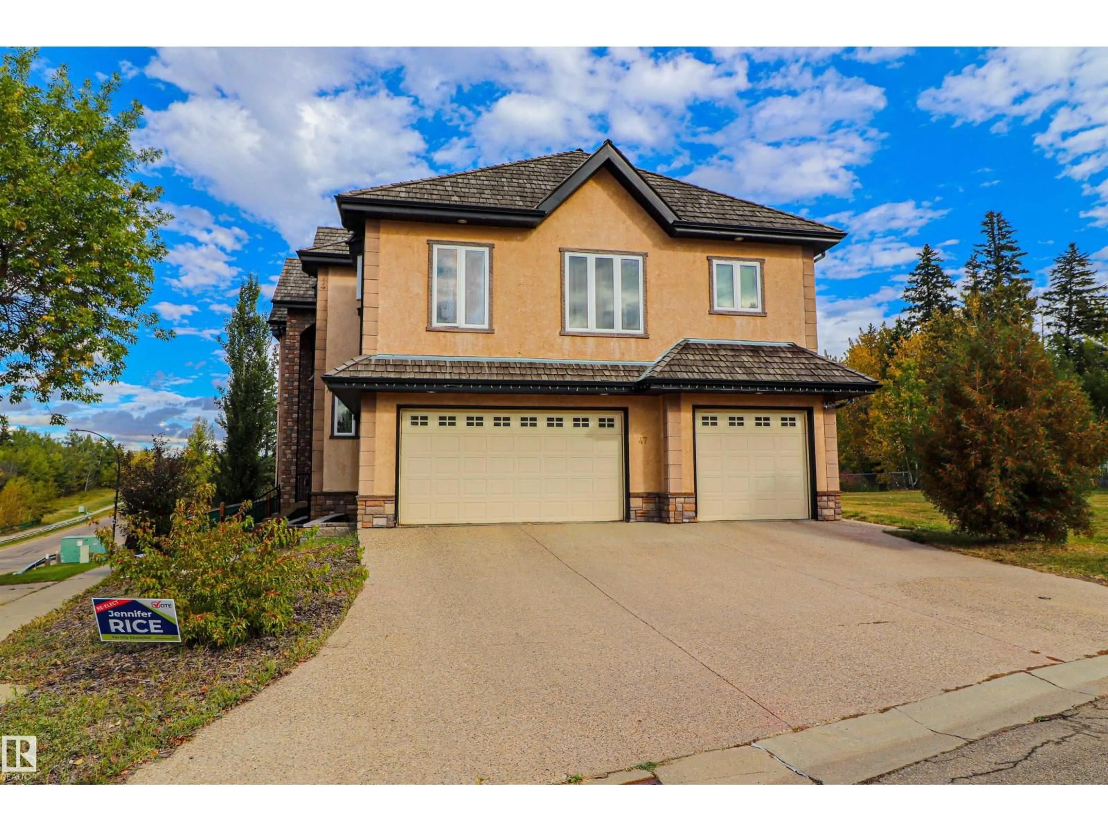 Unknown for 47 BLACKBURN DR, Edmonton Alberta T6W1C5