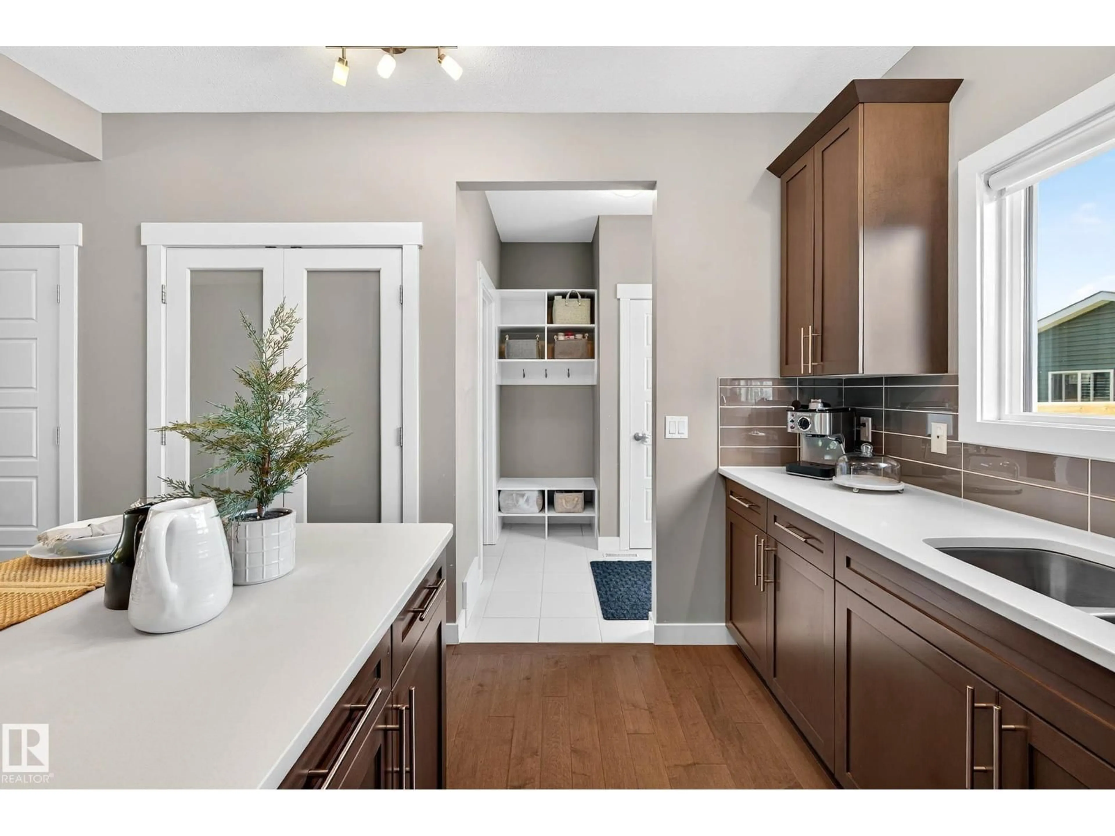 Open concept kitchen, ceramic/tile floor for SW - 2335 70 ST, Edmonton Alberta T6X1Z2