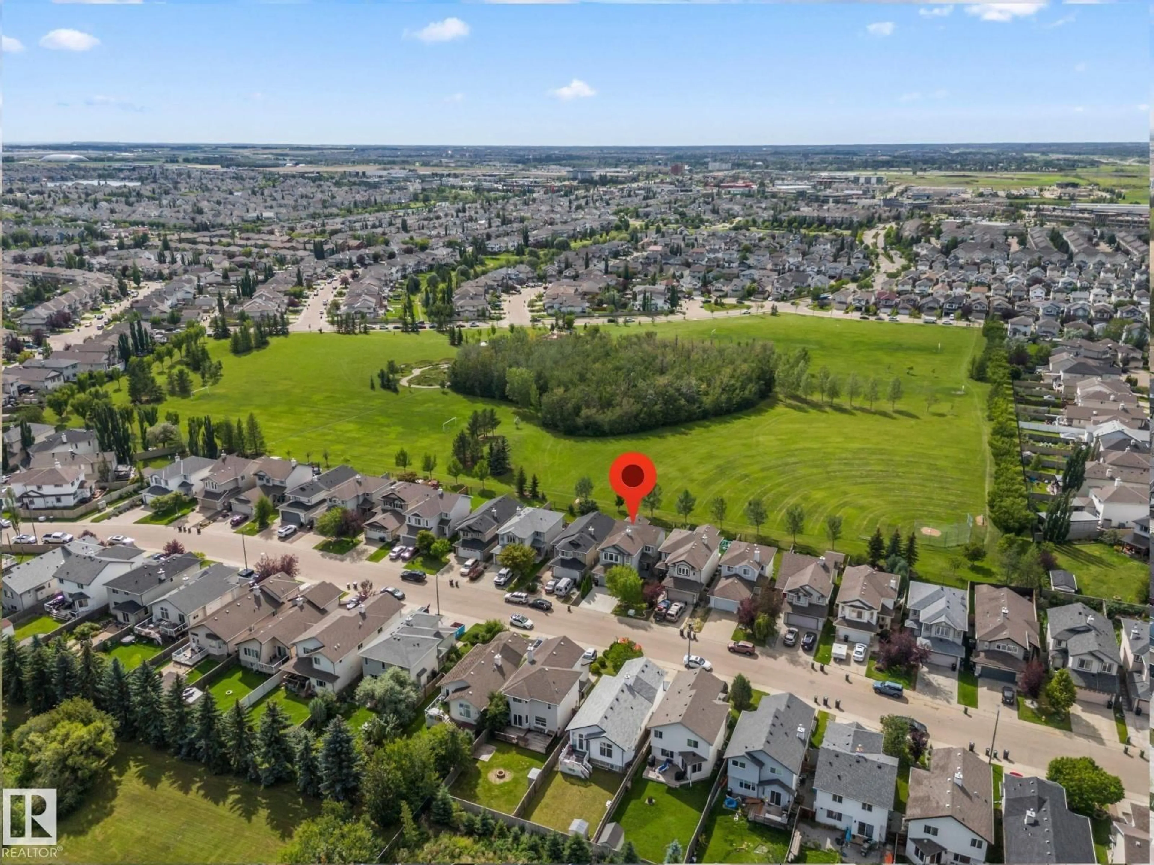 A pic from outside/outdoor area/front of a property/back of a property/a pic from drone, unknown for SW - 324 79 ST, Edmonton Alberta T6X1N1