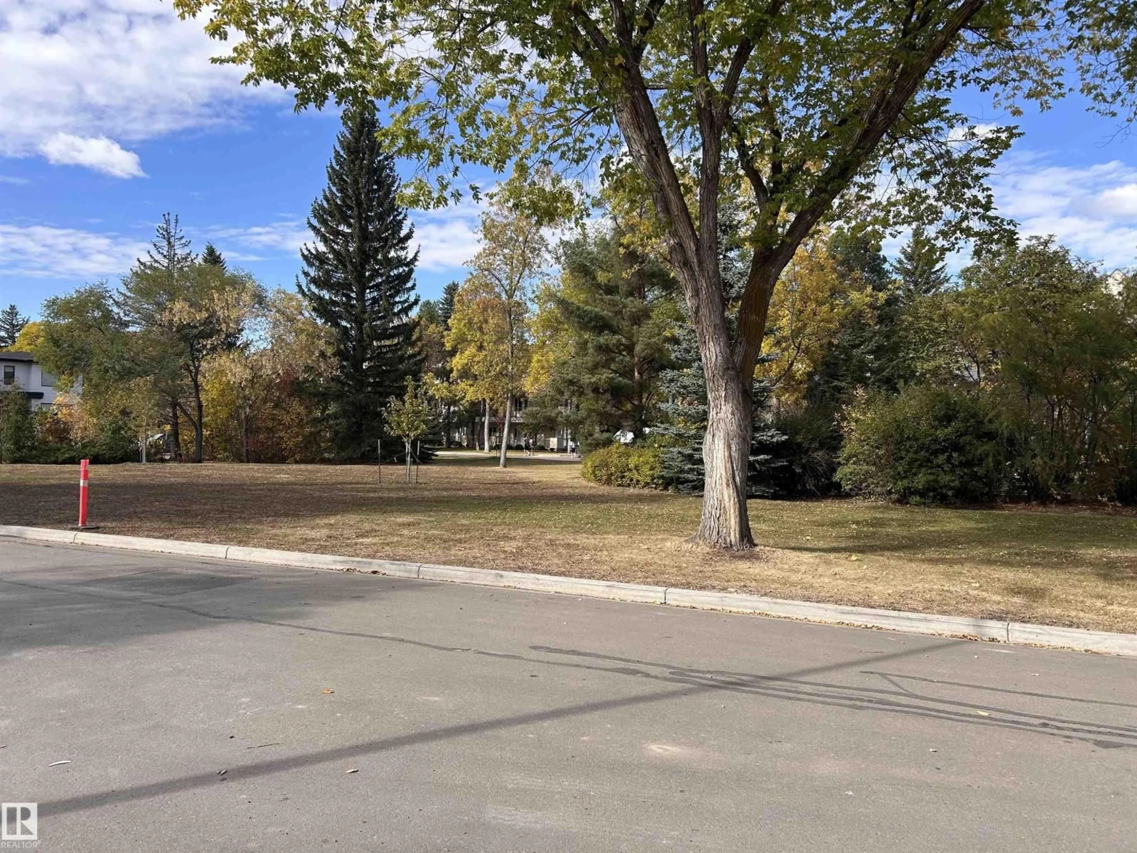 Unknown for 11613 79 AV, Edmonton Alberta T5X6C5