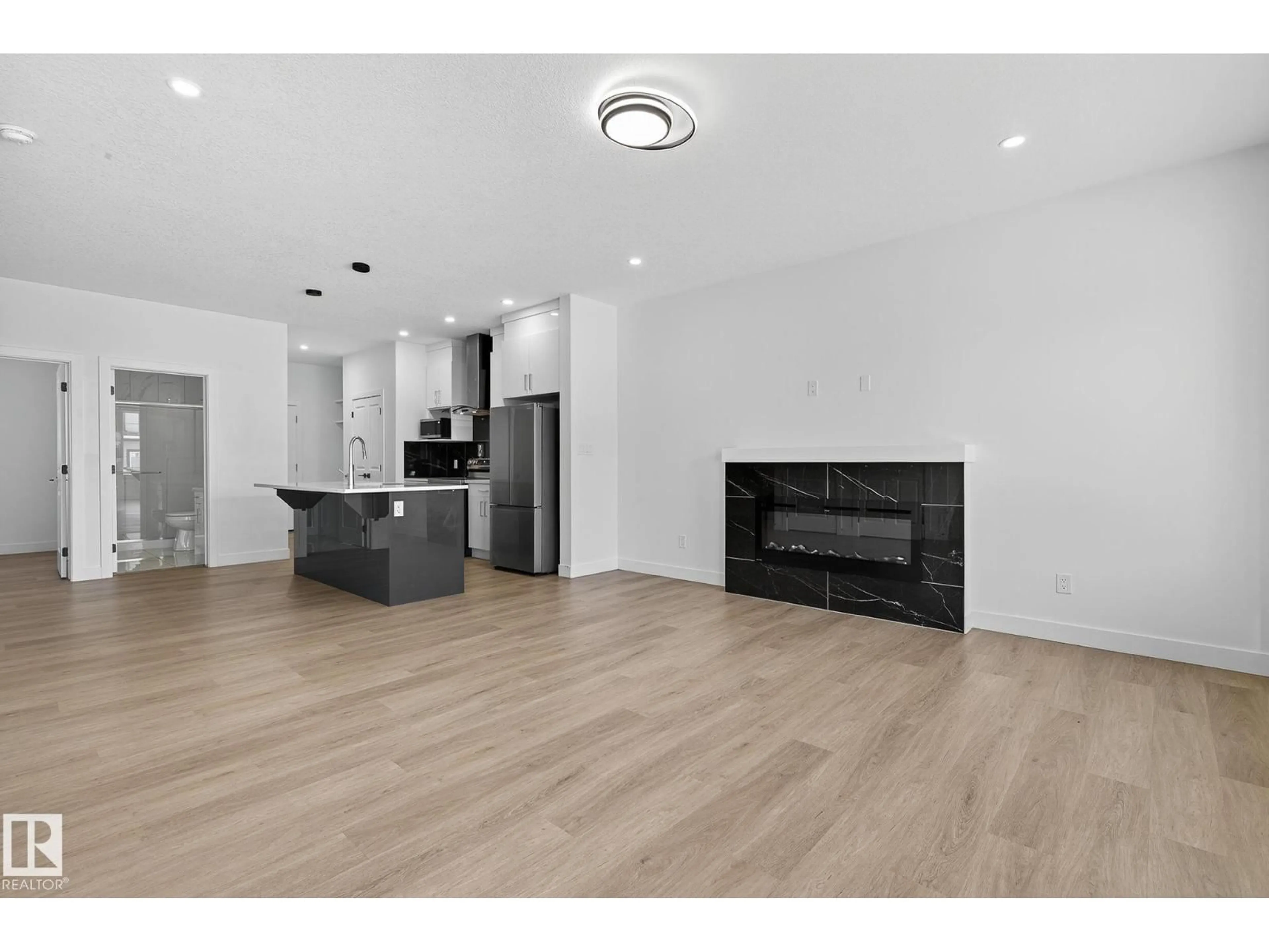 Unknown for 4603 36 ST, Beaumont Alberta T4X2W3