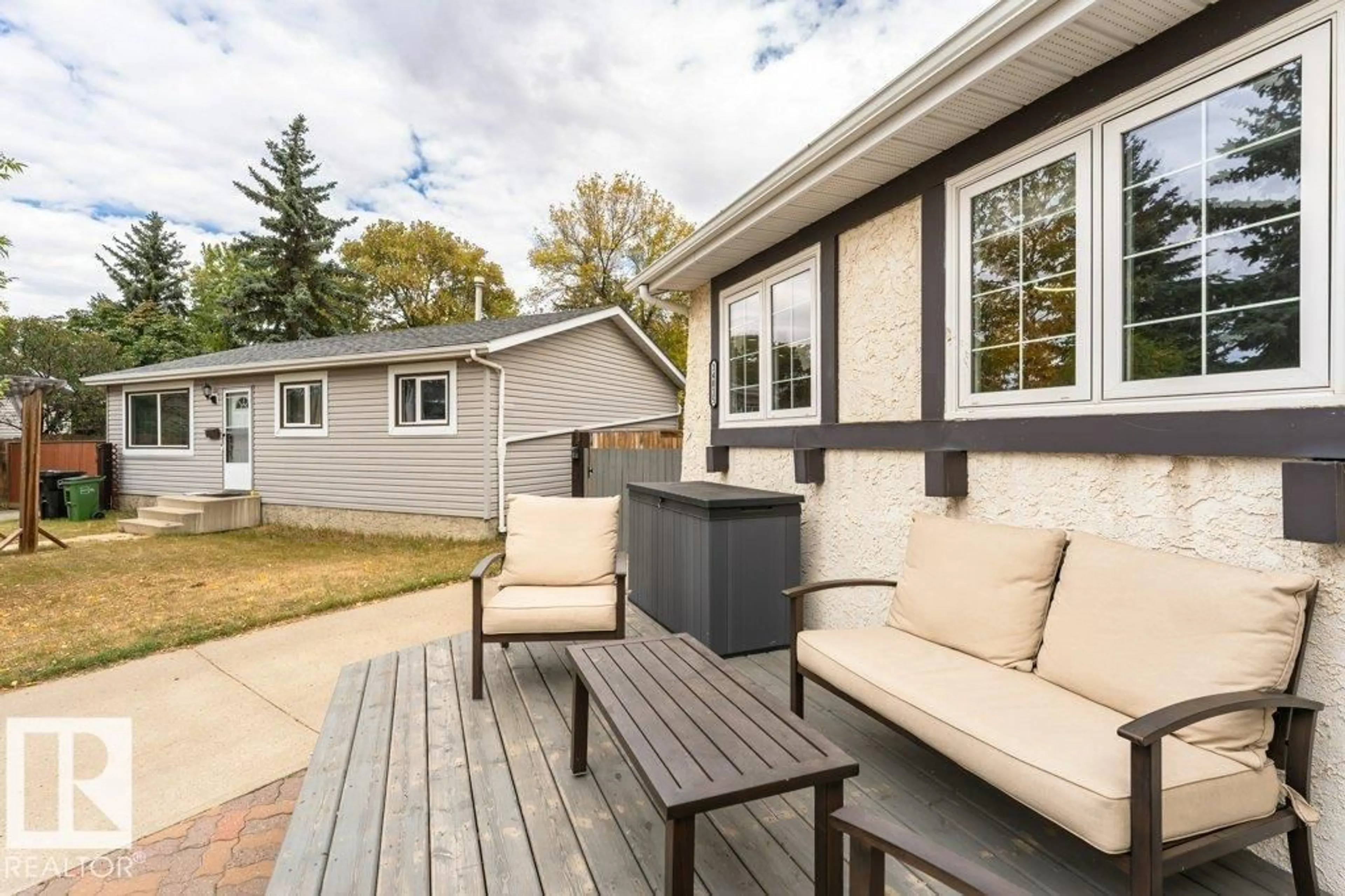 Patio, street for NW - 14015 23 ST, Edmonton Alberta T5Y1C3