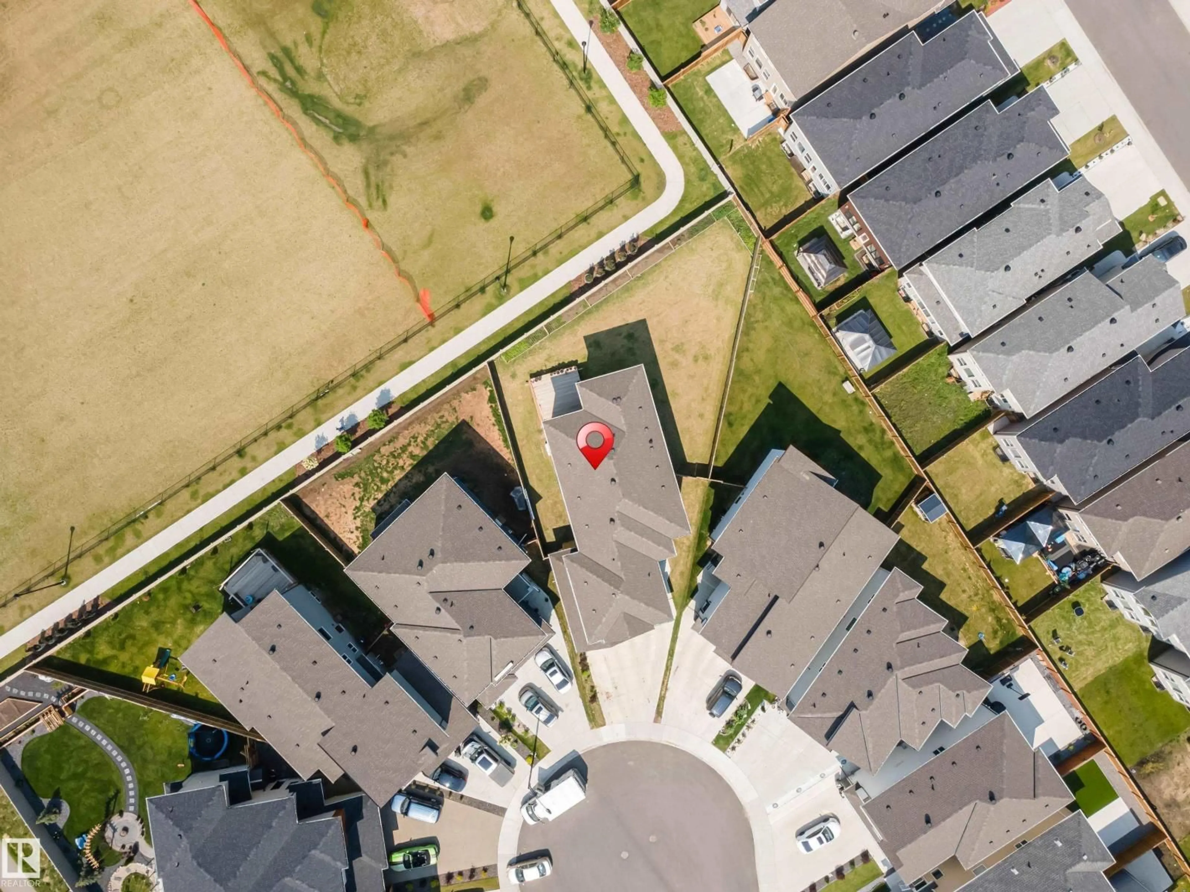 A pic from outside/outdoor area/front of a property/back of a property/a pic from drone, street for NW - 1629 16A ST, Edmonton Alberta T6T2S1